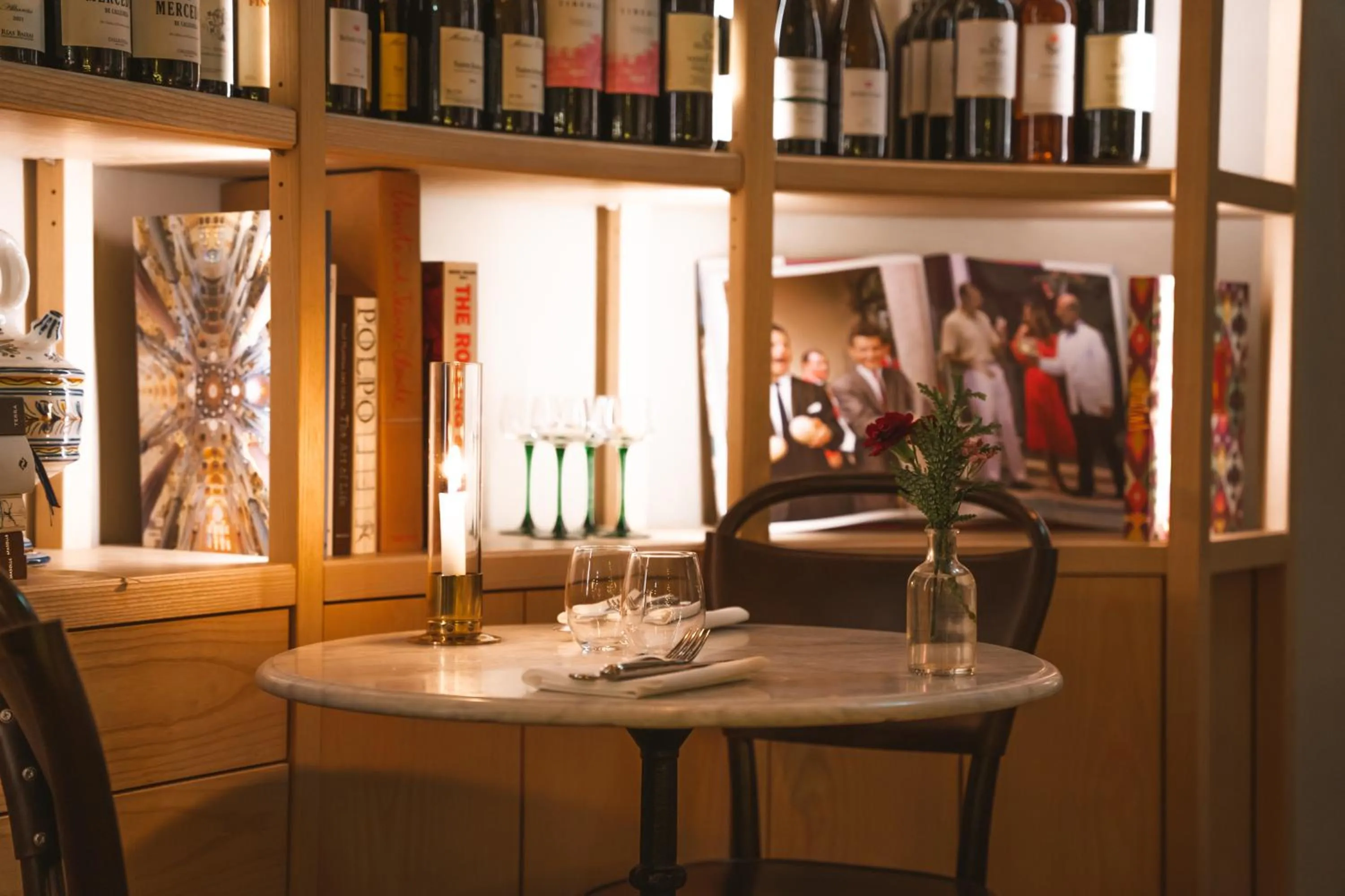 Restaurant/places to eat in Villa Dagmar