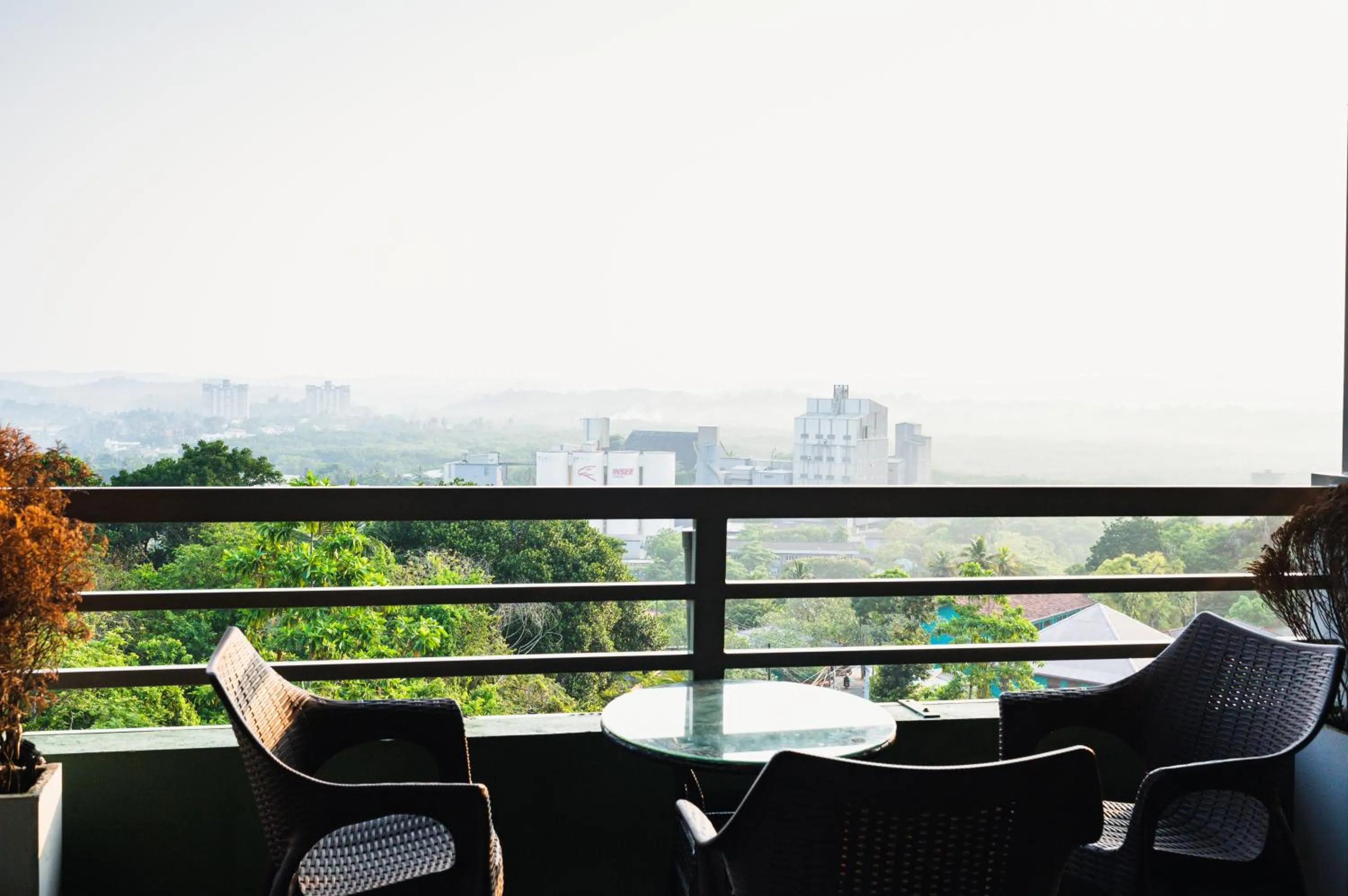 Restaurant/places to eat in Mount Rich Rumassala