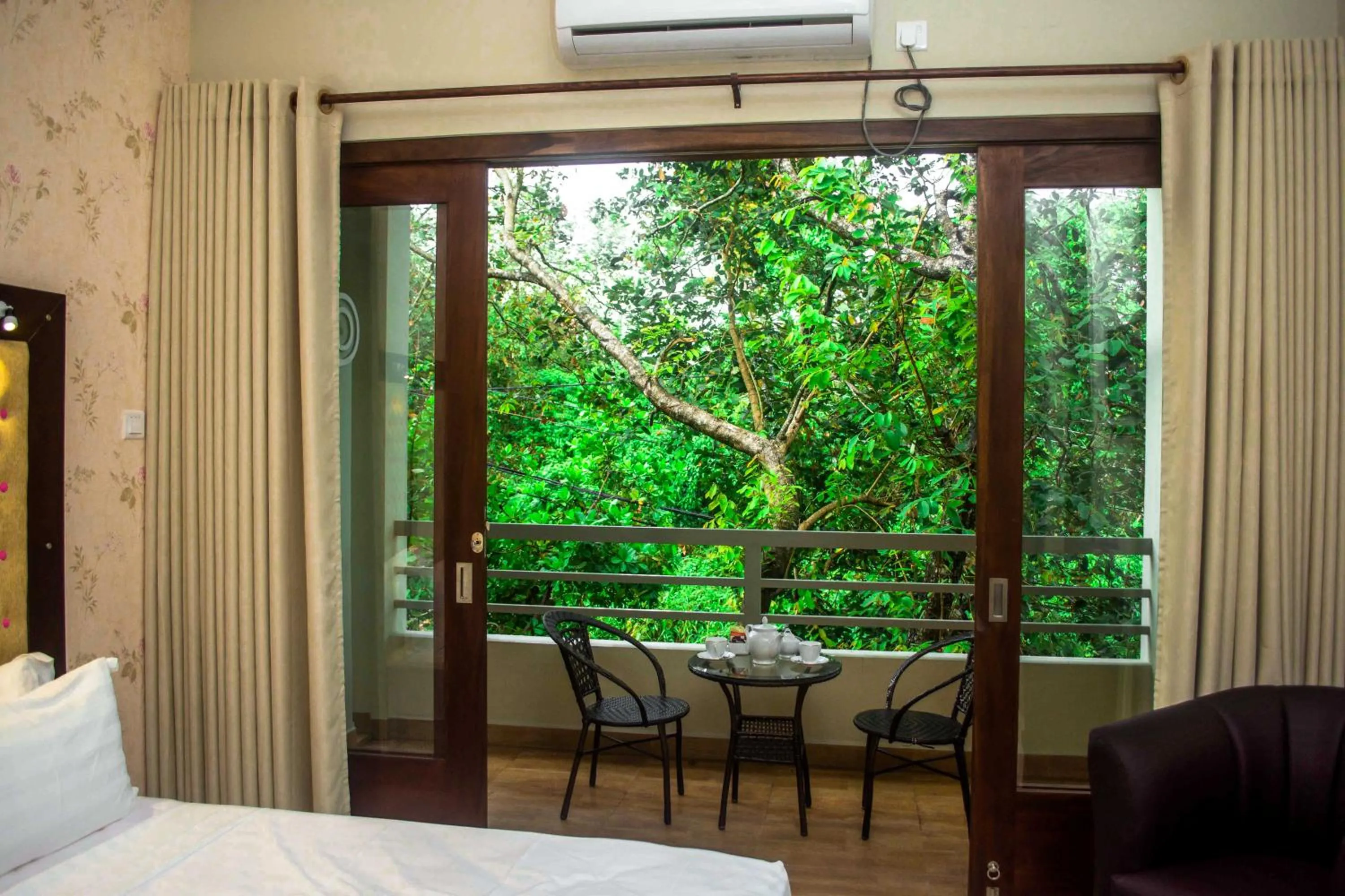 Balcony/Terrace, Bed in Mount Rich Rumassala