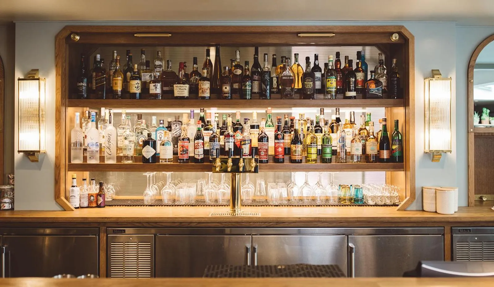 Lounge or bar in Emeline