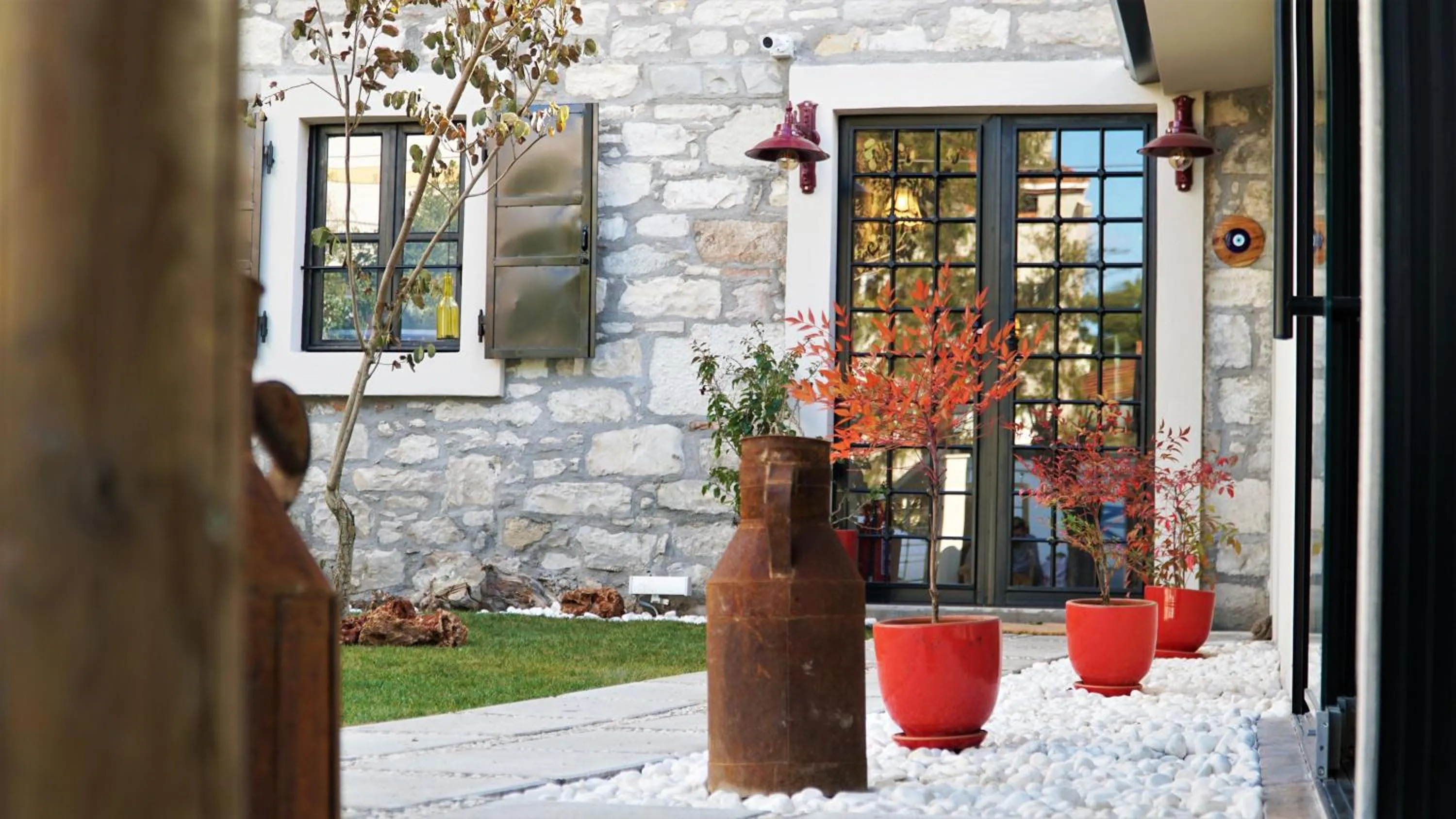 Property building in Urla Taş Konak Otel