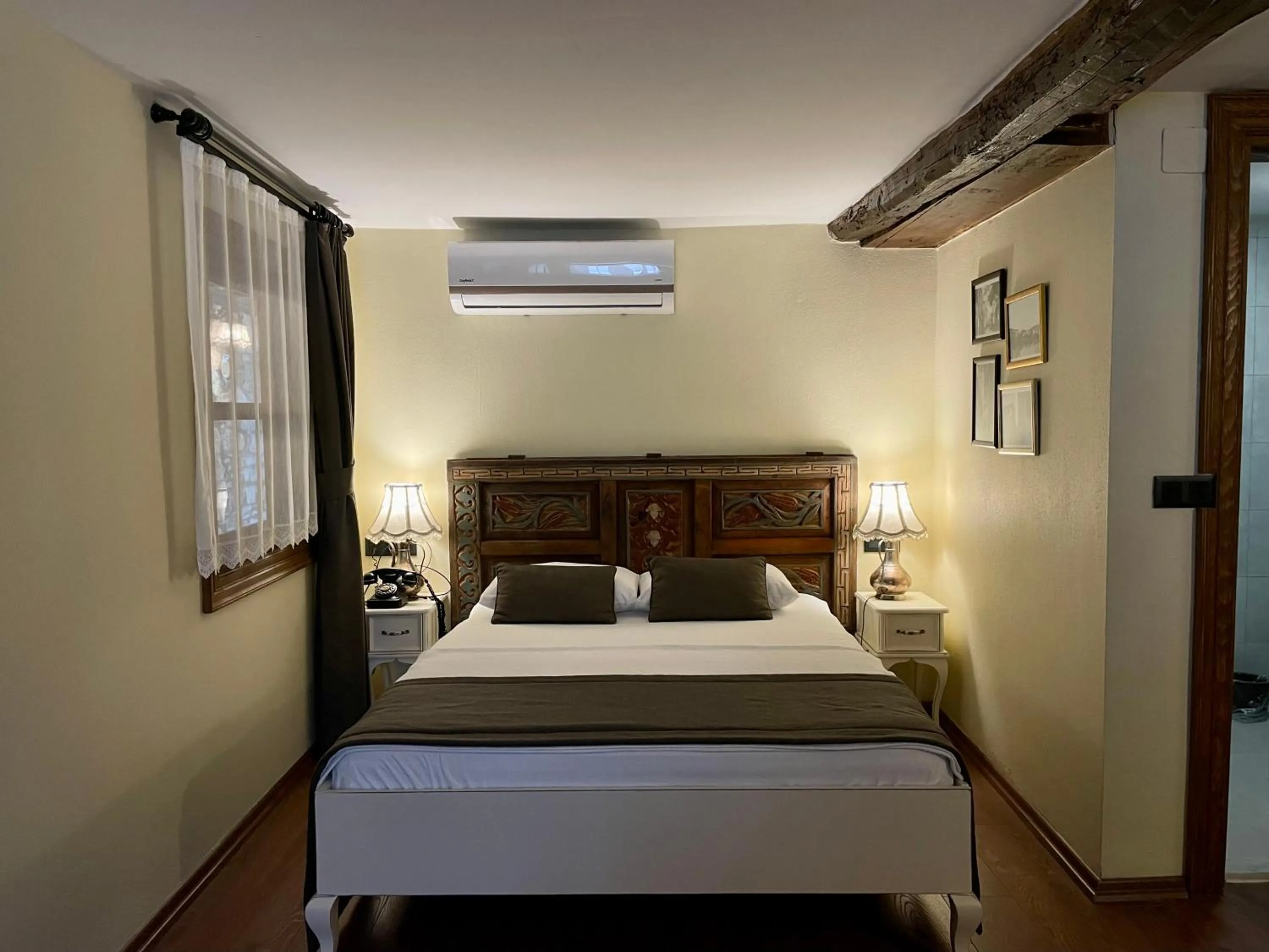 Urla Taş Konak Otel