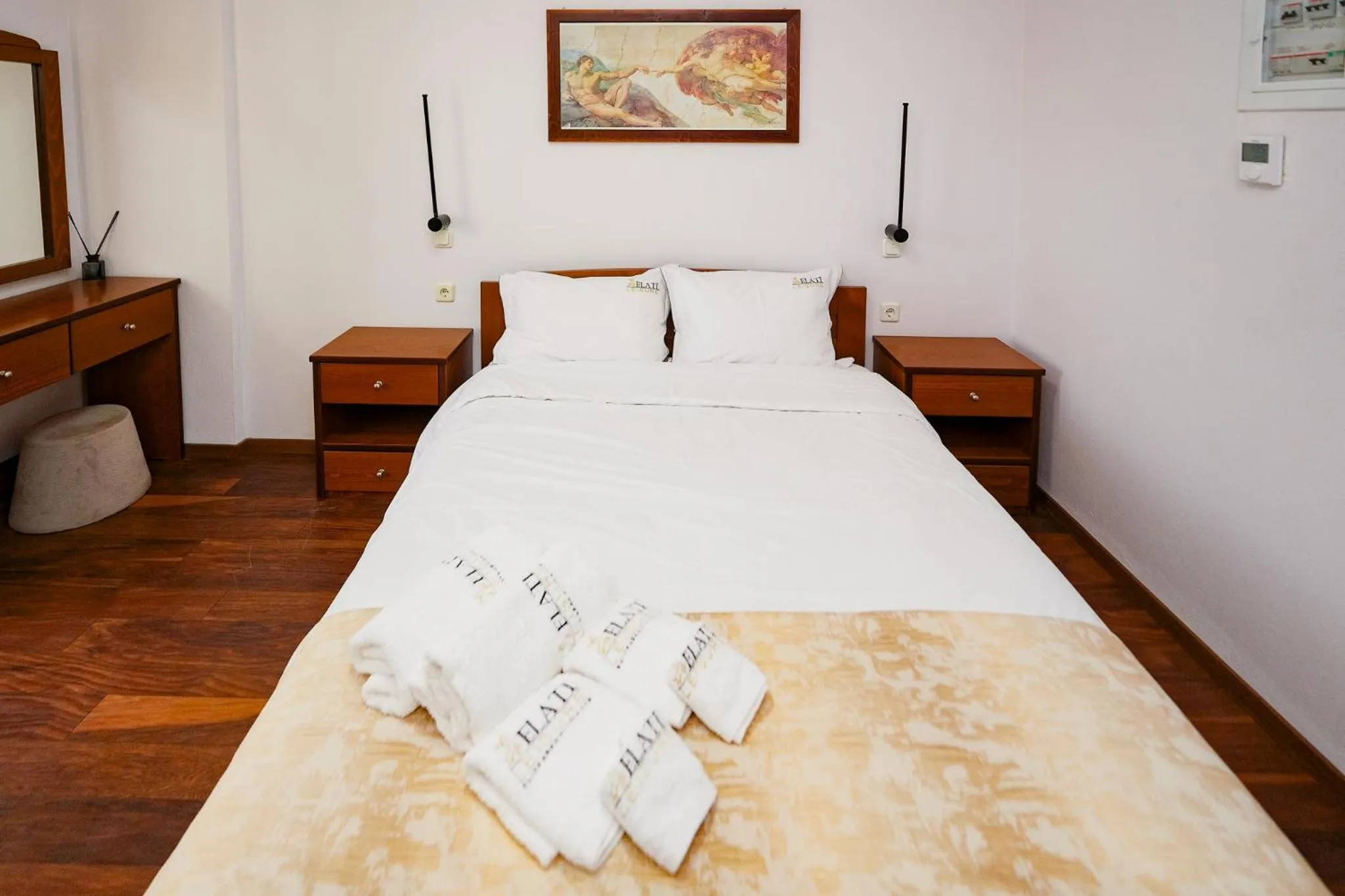 Bed in Elati Suites & Apartments-Mihail