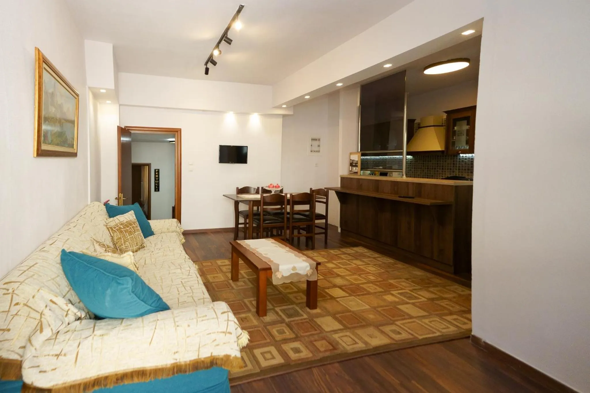 Elati Suites & Apartments-Mihail