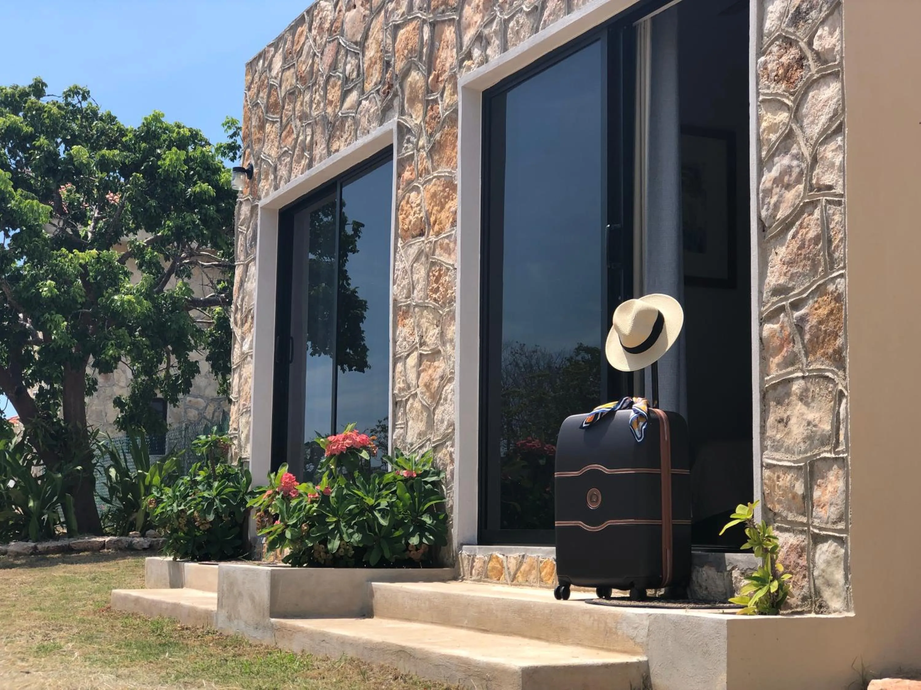 Property building in BreMar 85 Private place - Adults only