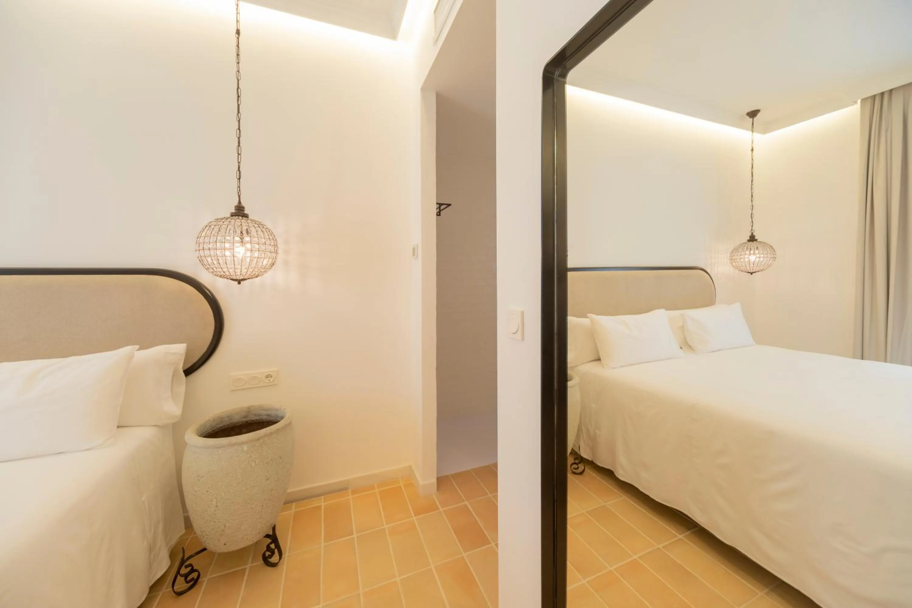 Decorative detail, Bed in Albariza Hotel Boutique