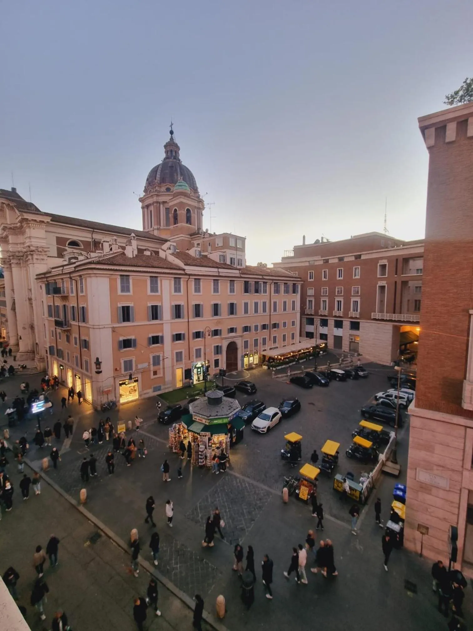 Property building in Corso 101