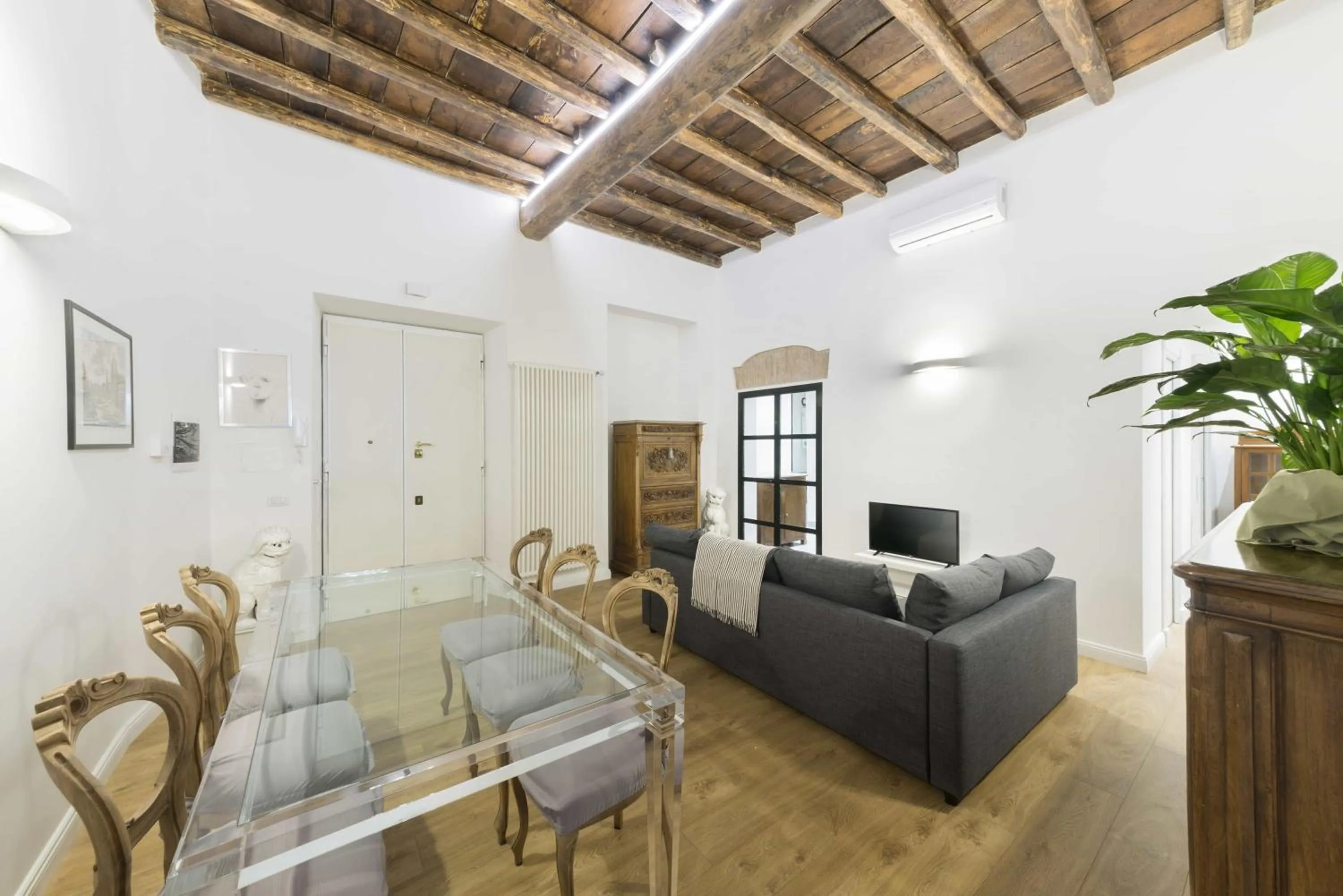 Communal lounge/ TV room in Corso 101