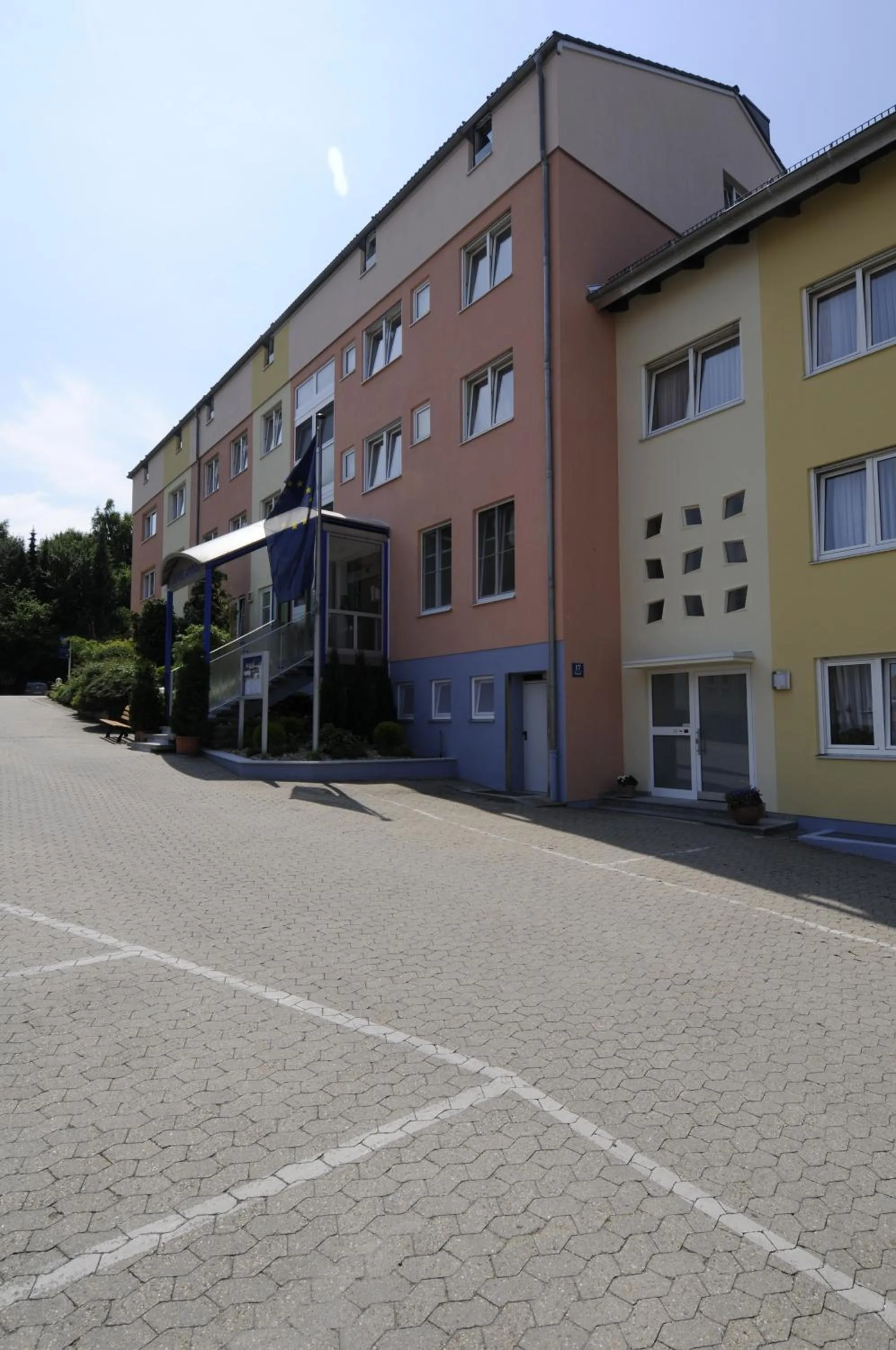 Property building in Hotel Apollo Garni