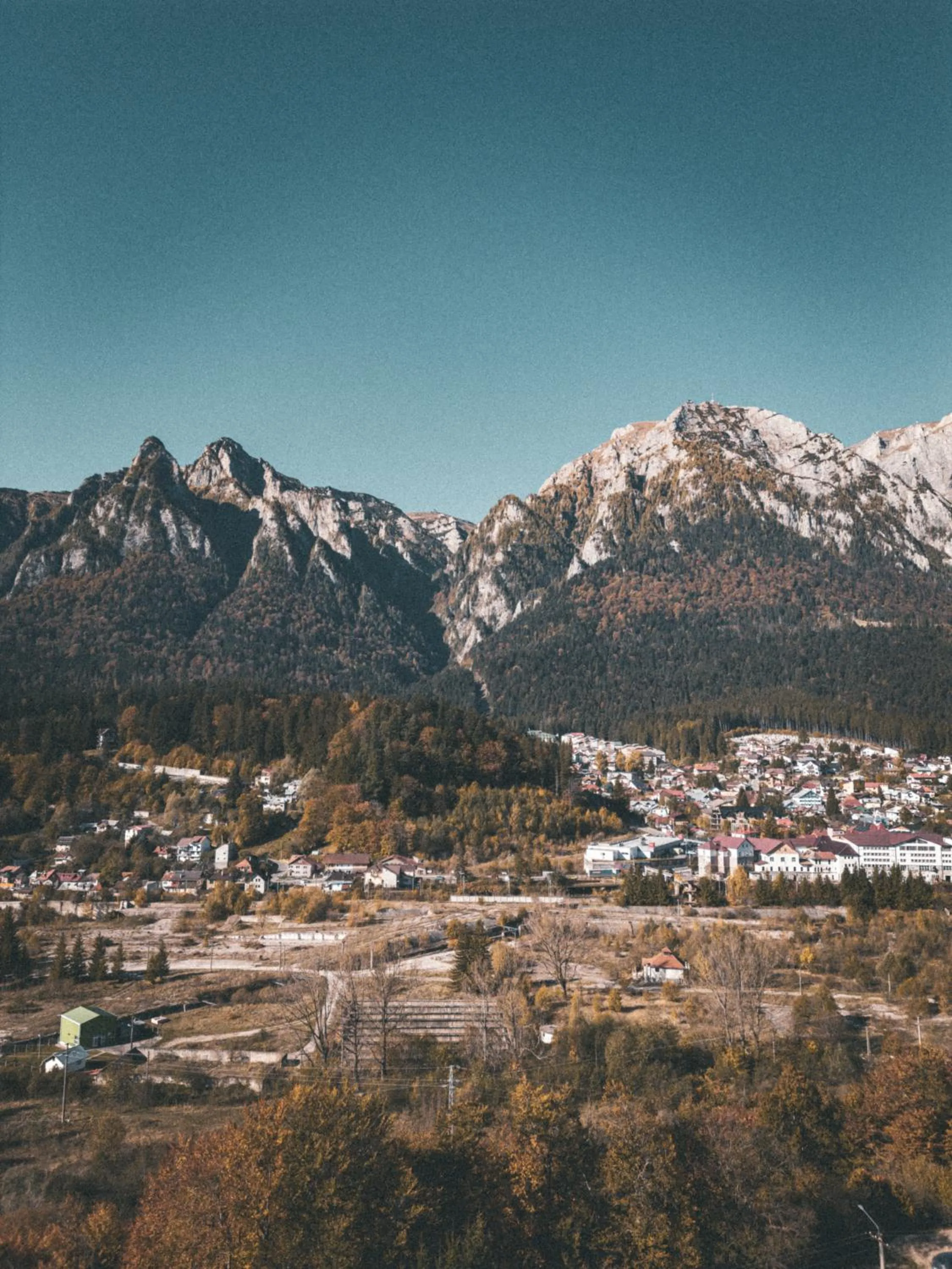 Mountain view in Moon Montana Busteni
