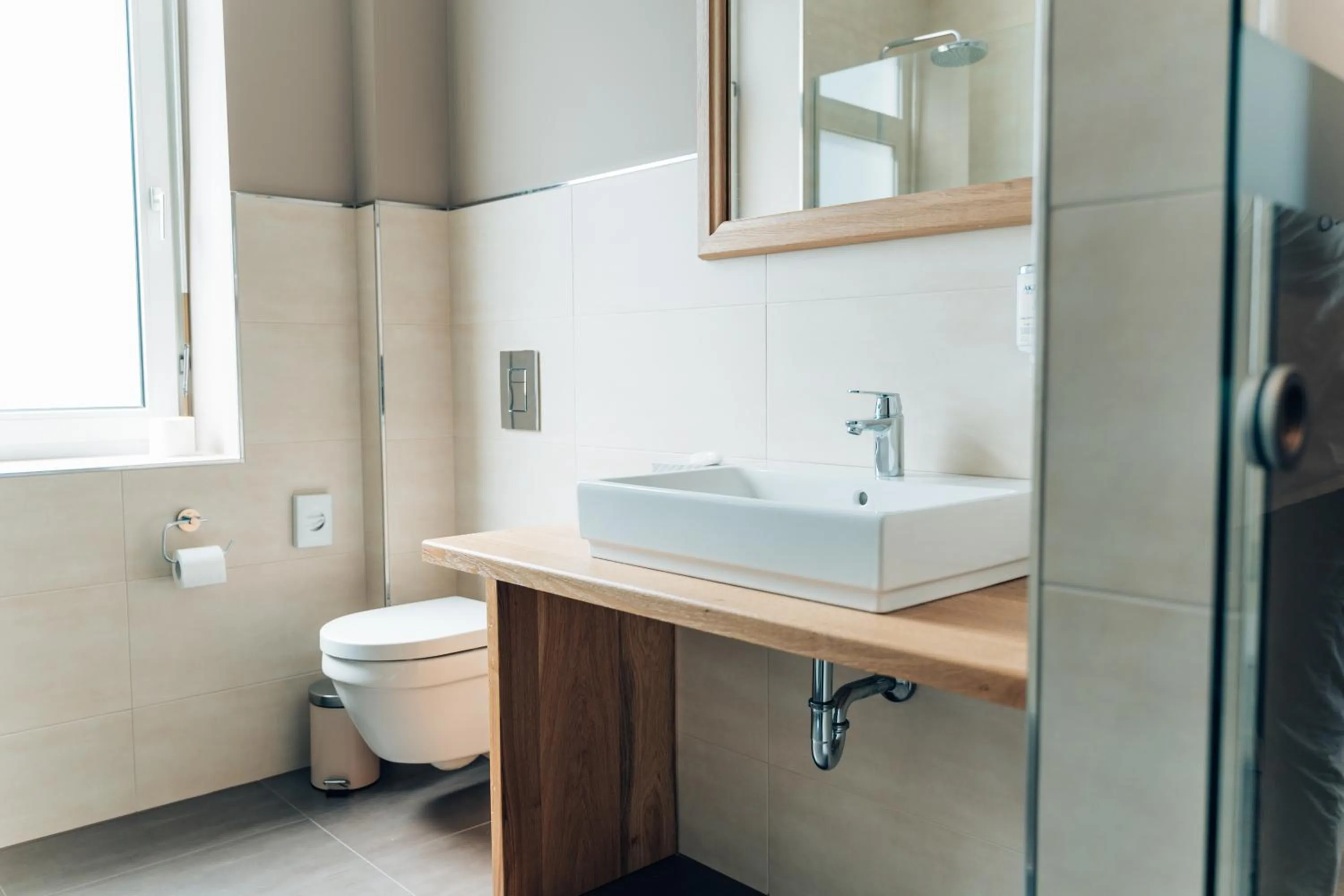 Shower in AKZENT Hotel Berg's Alte Bauernschänke- Wellness und Wein