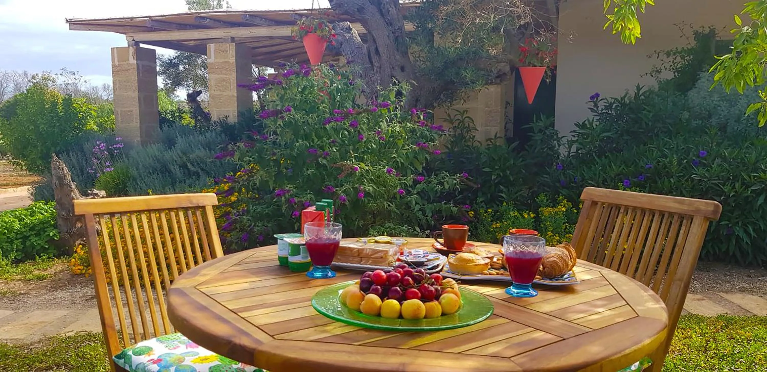 Italian breakfast in Tenuta La Milogna