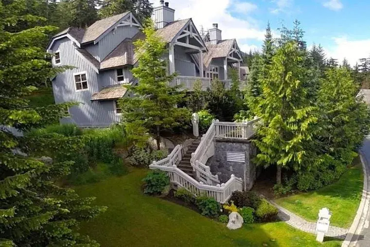 Treeline Townhome by Whistler Premier Treeline Townhome by Whistler Premier