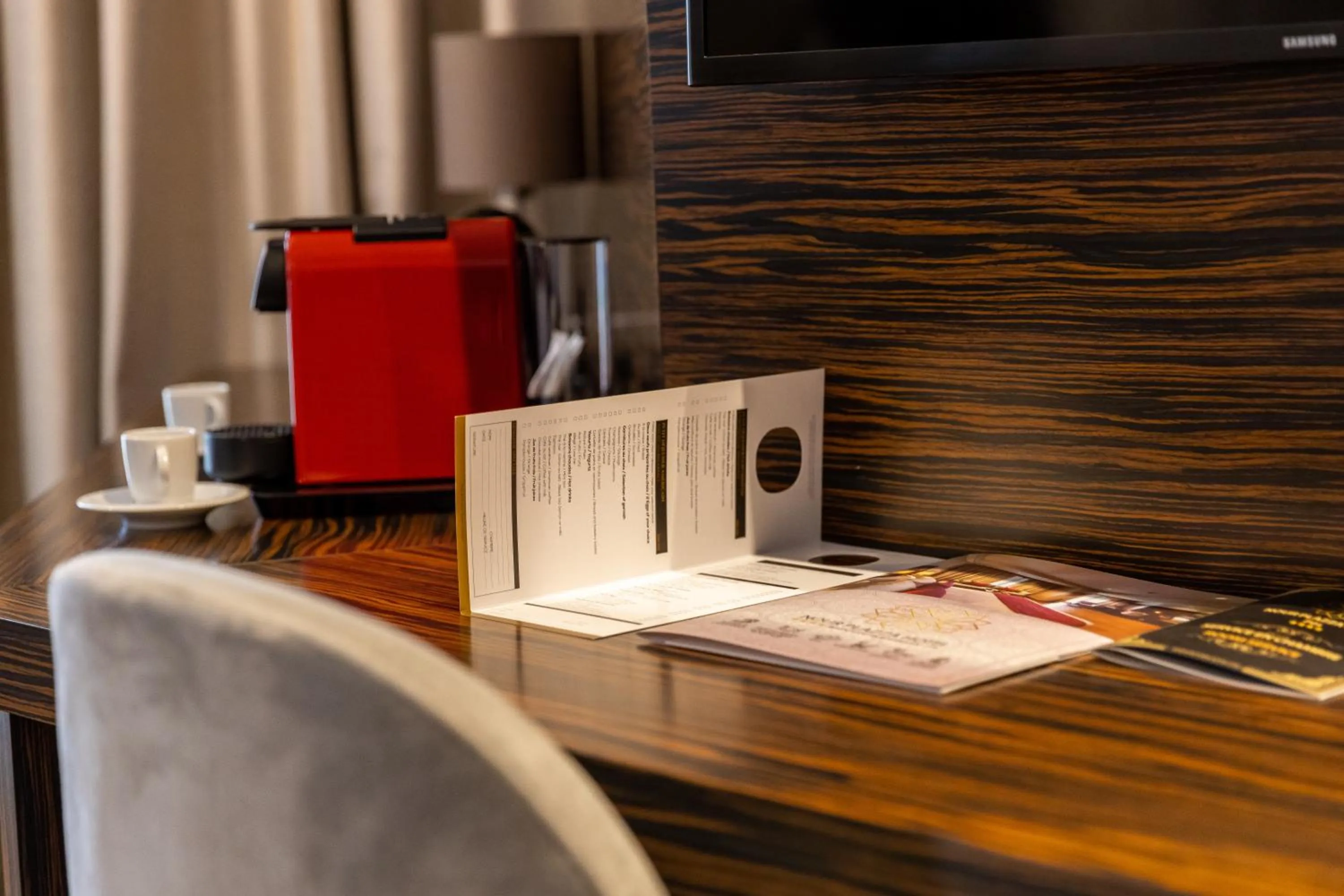 Coffee/tea facilities in Nour Plazza Hotel