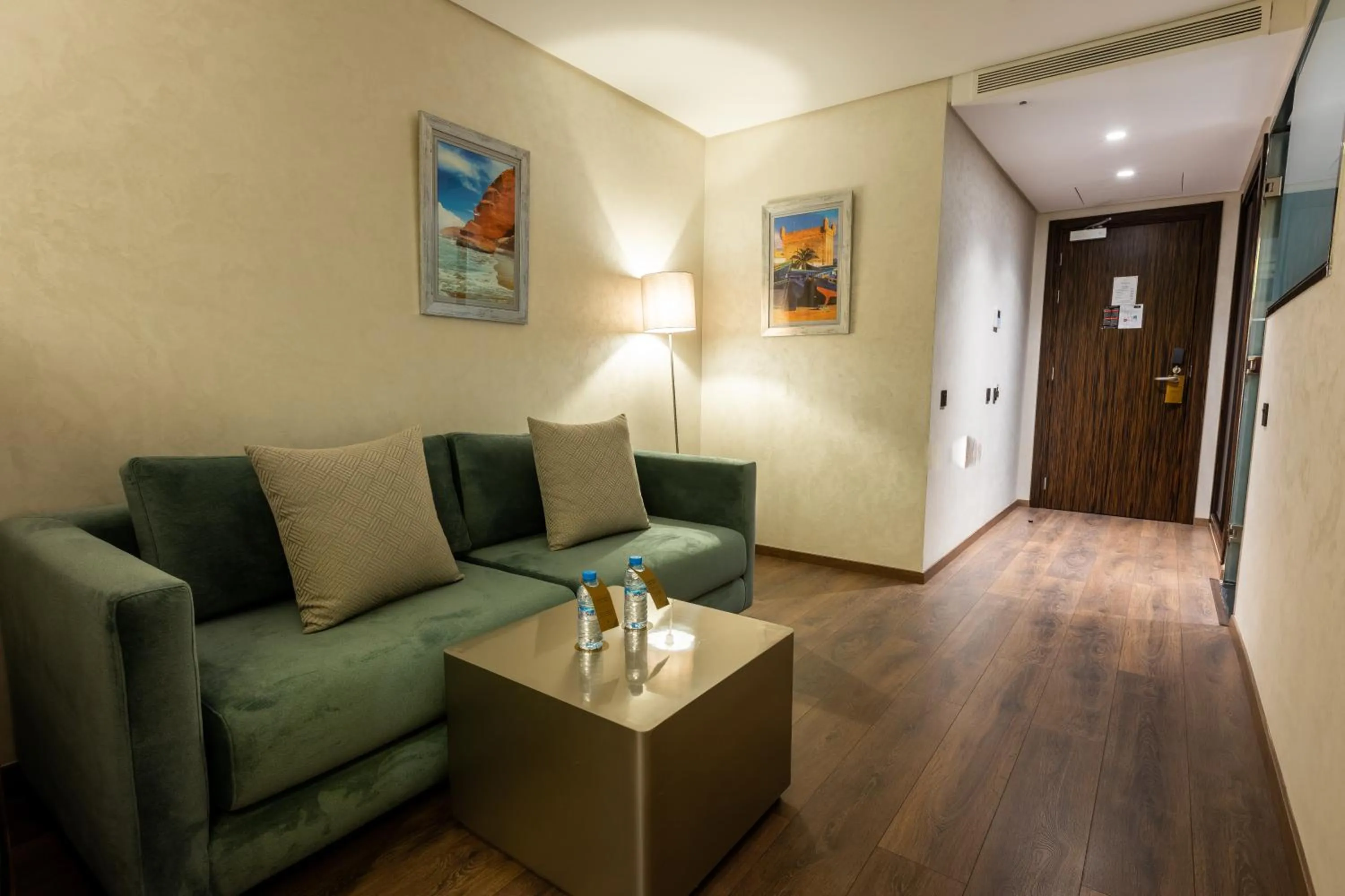 Living room in Nour Plazza Hotel