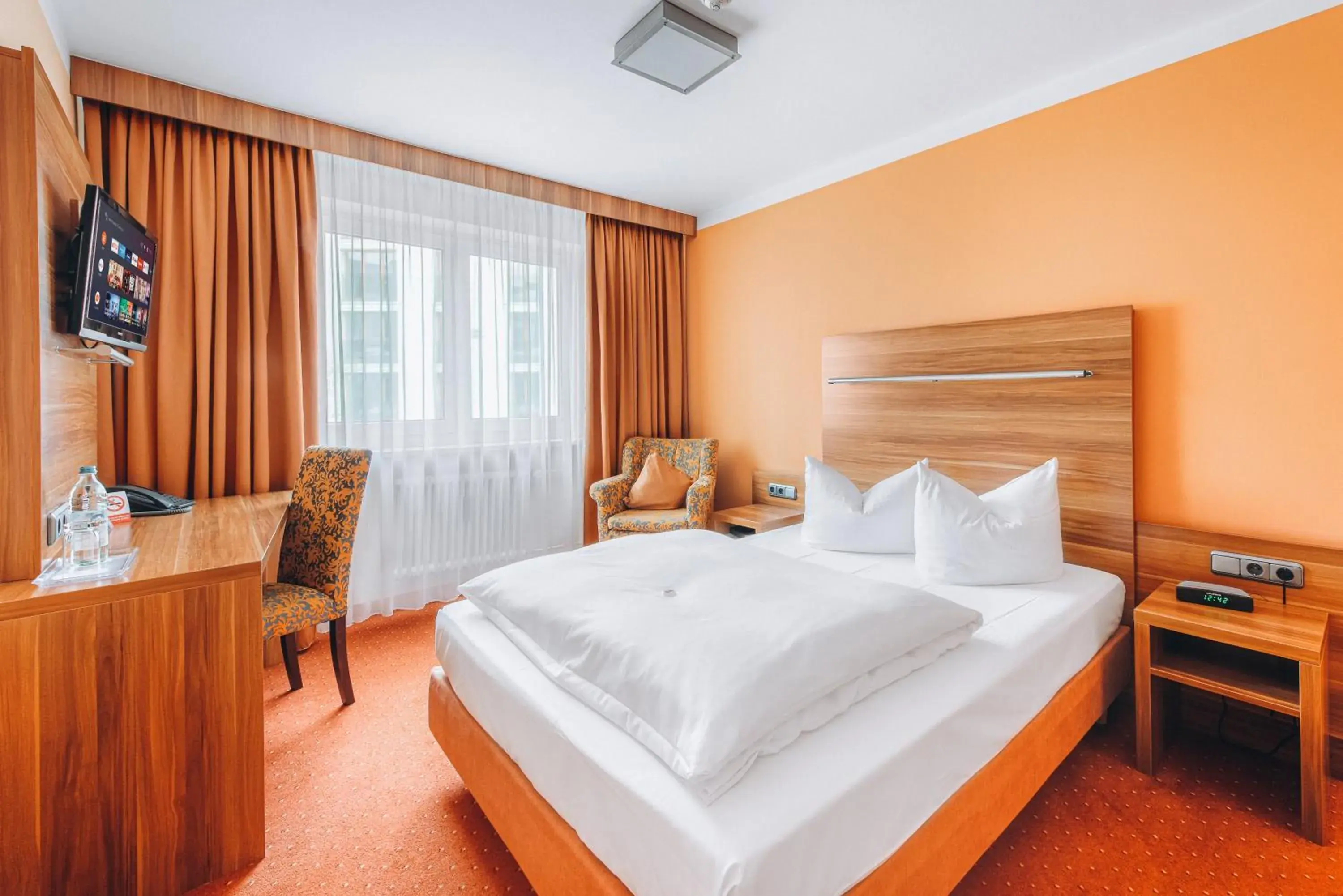 Comfort Single Room in Hotel Isartor Comfort Single Room in Hotel Isartor