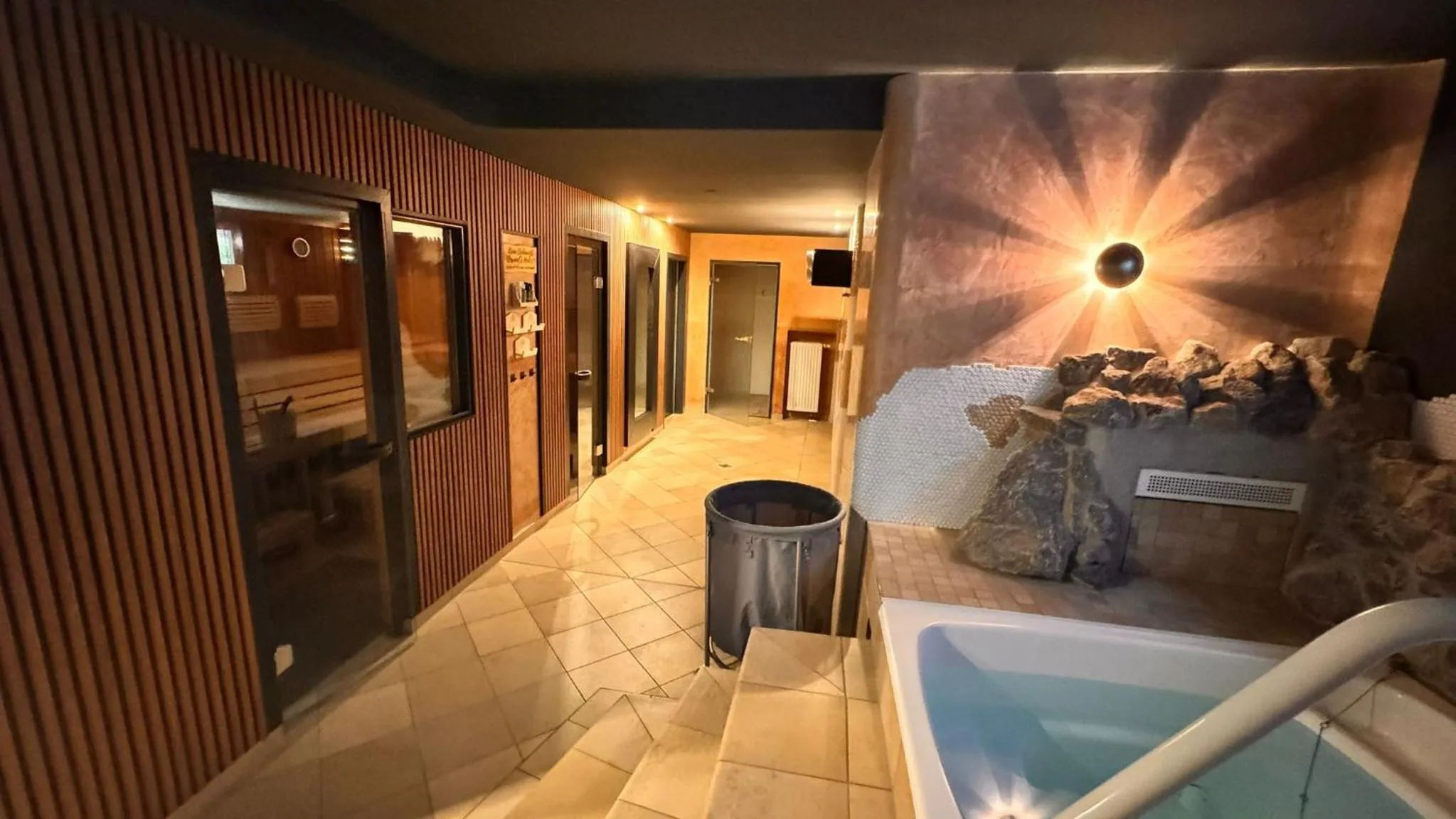 Sauna in SL'otel im Parforcehaus