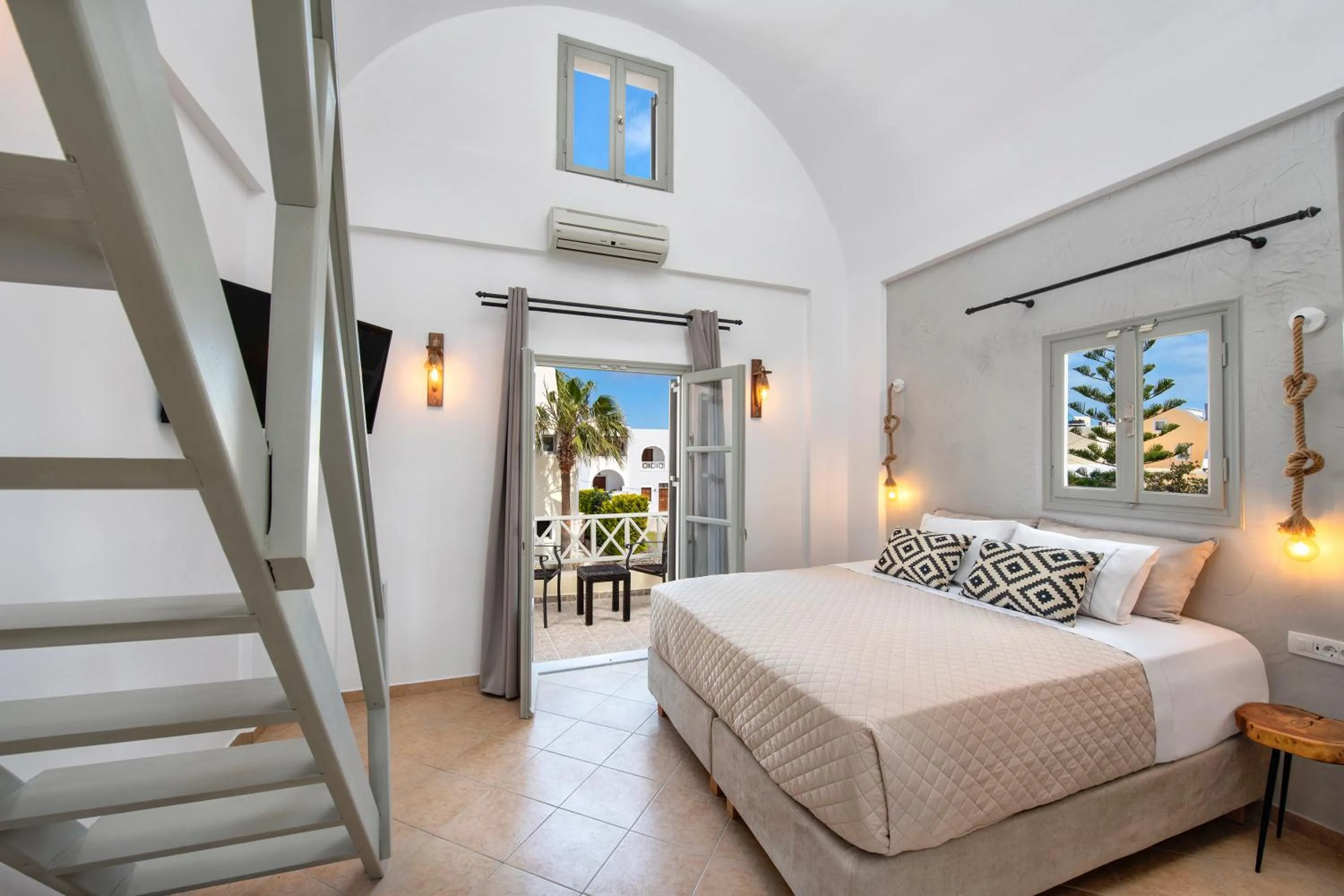 Photo of the whole room, Bed in Kalya Suites