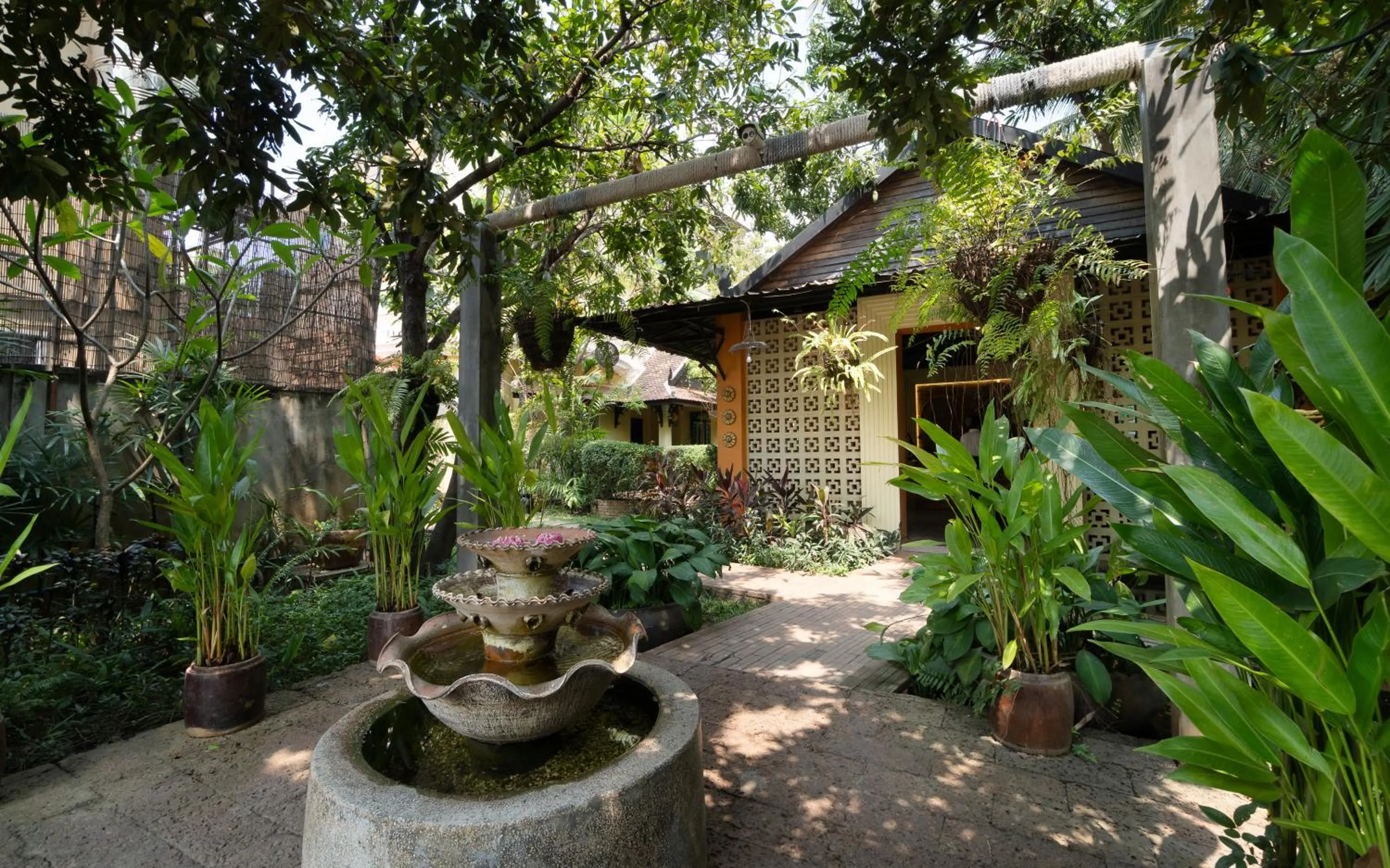 Day in Home Indochine d'Angkor Hotel