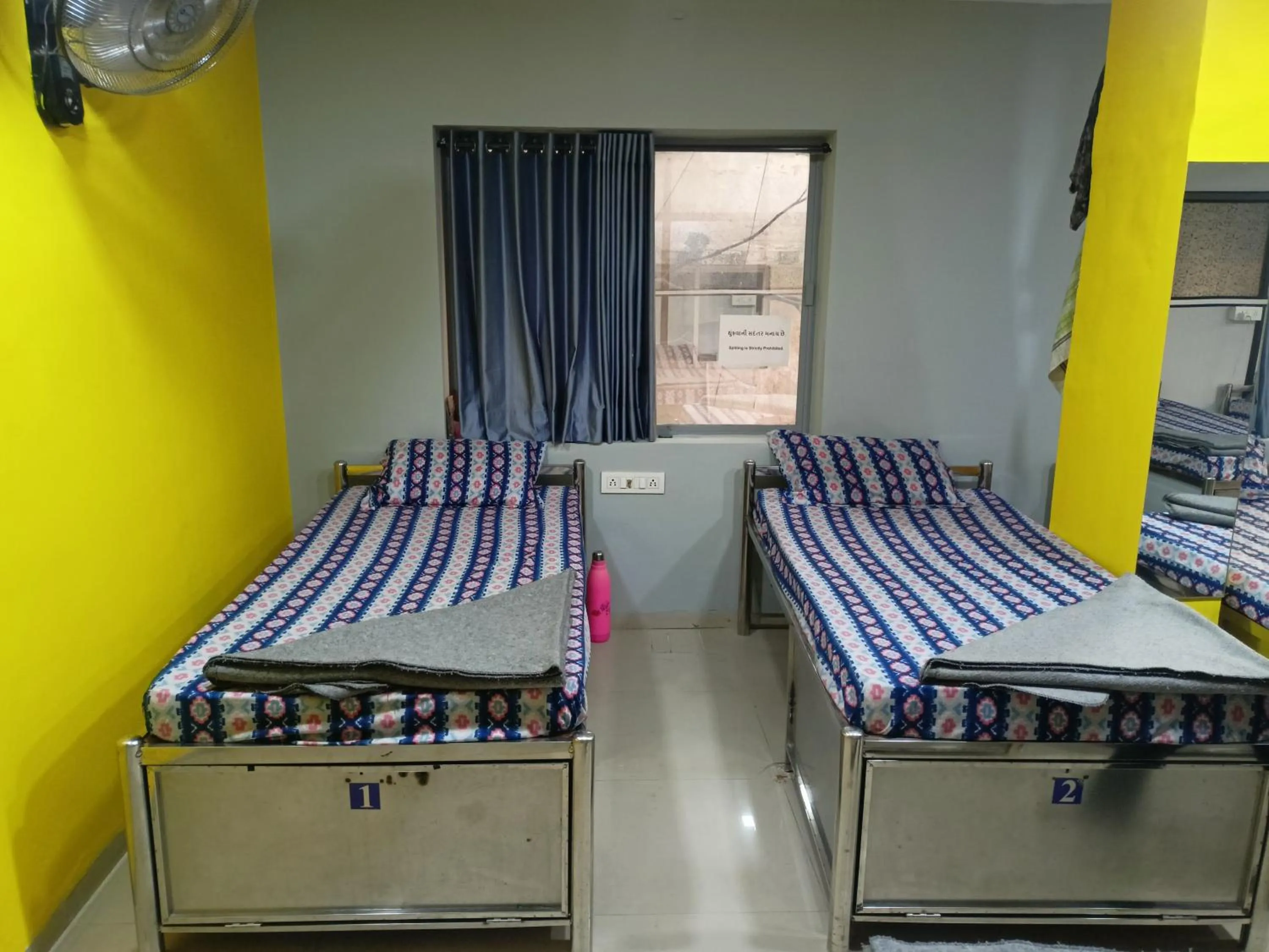 Bed in Shiv Sai Dormitory