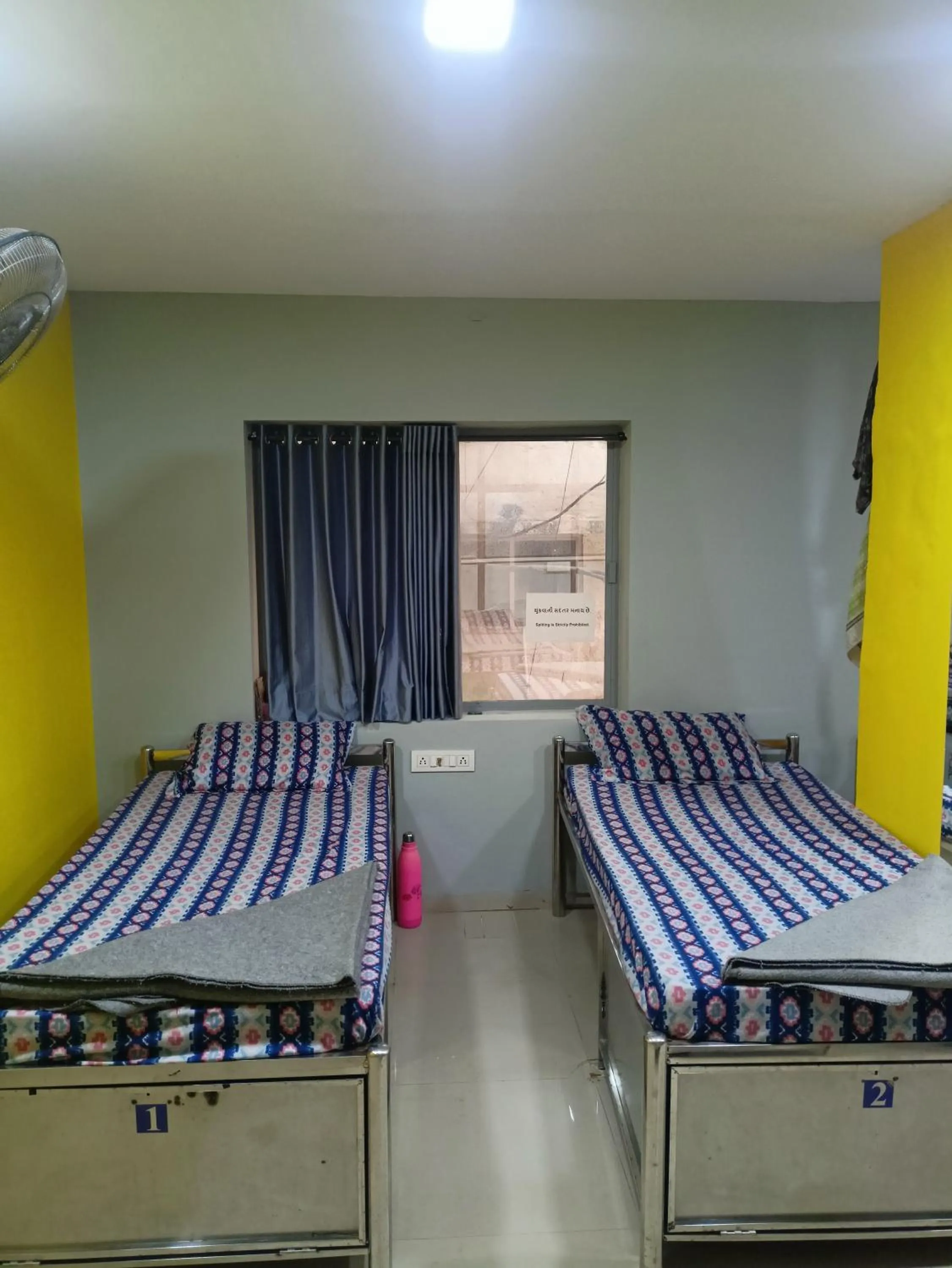 Bed in Shiv Sai Dormitory