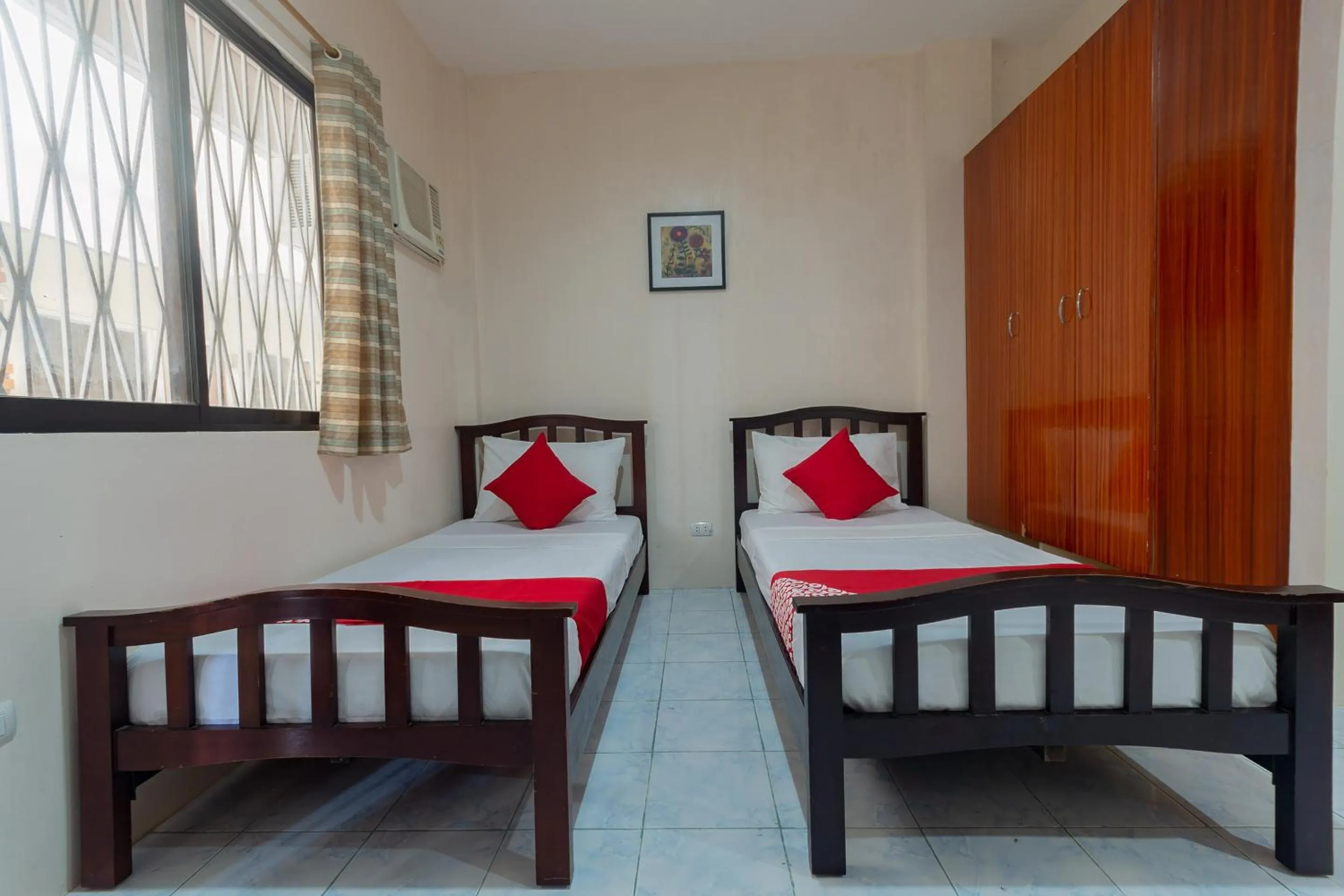 Bedroom, Bed in 3j's And K Apartment