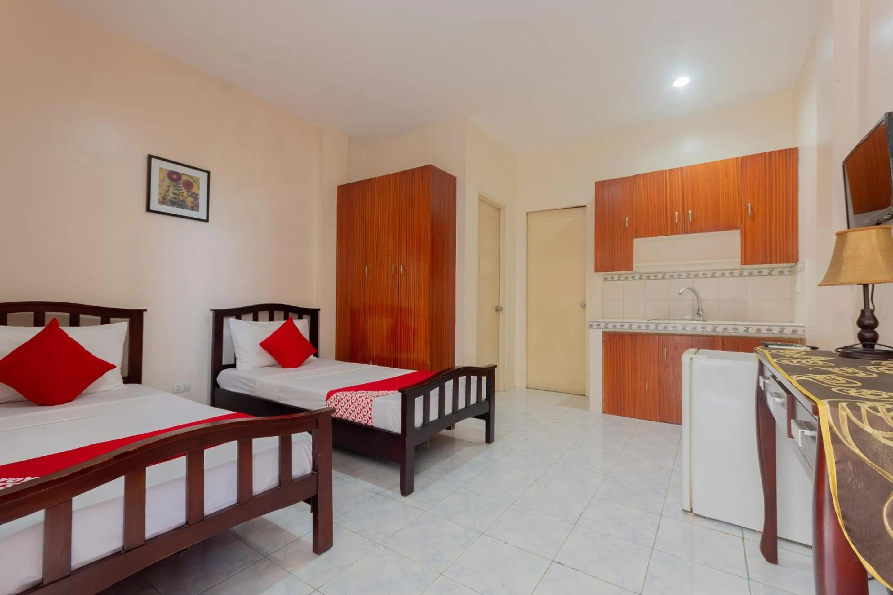 Bed in 3j's And K Apartment