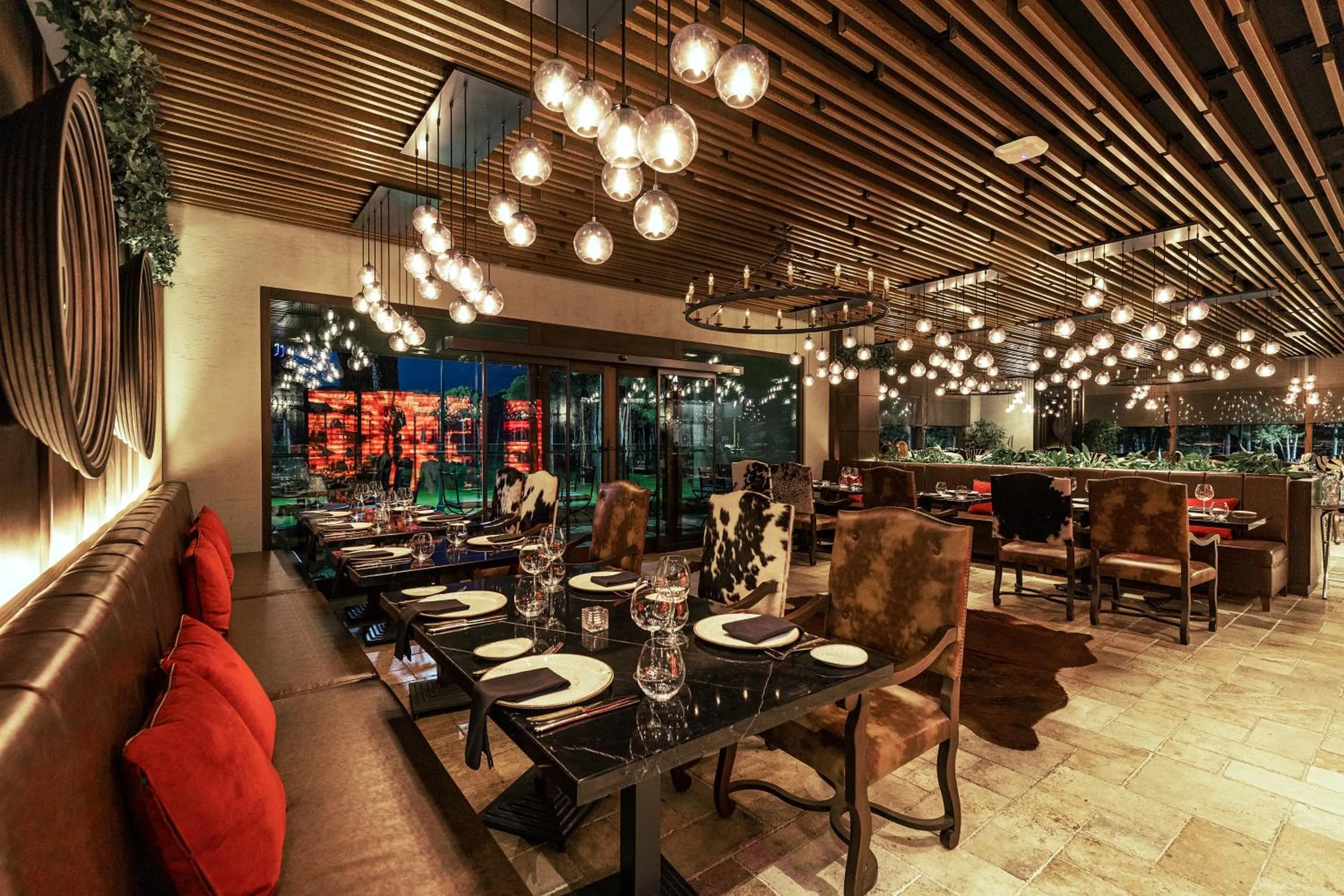 Restaurant/places to eat in Regnum Carya