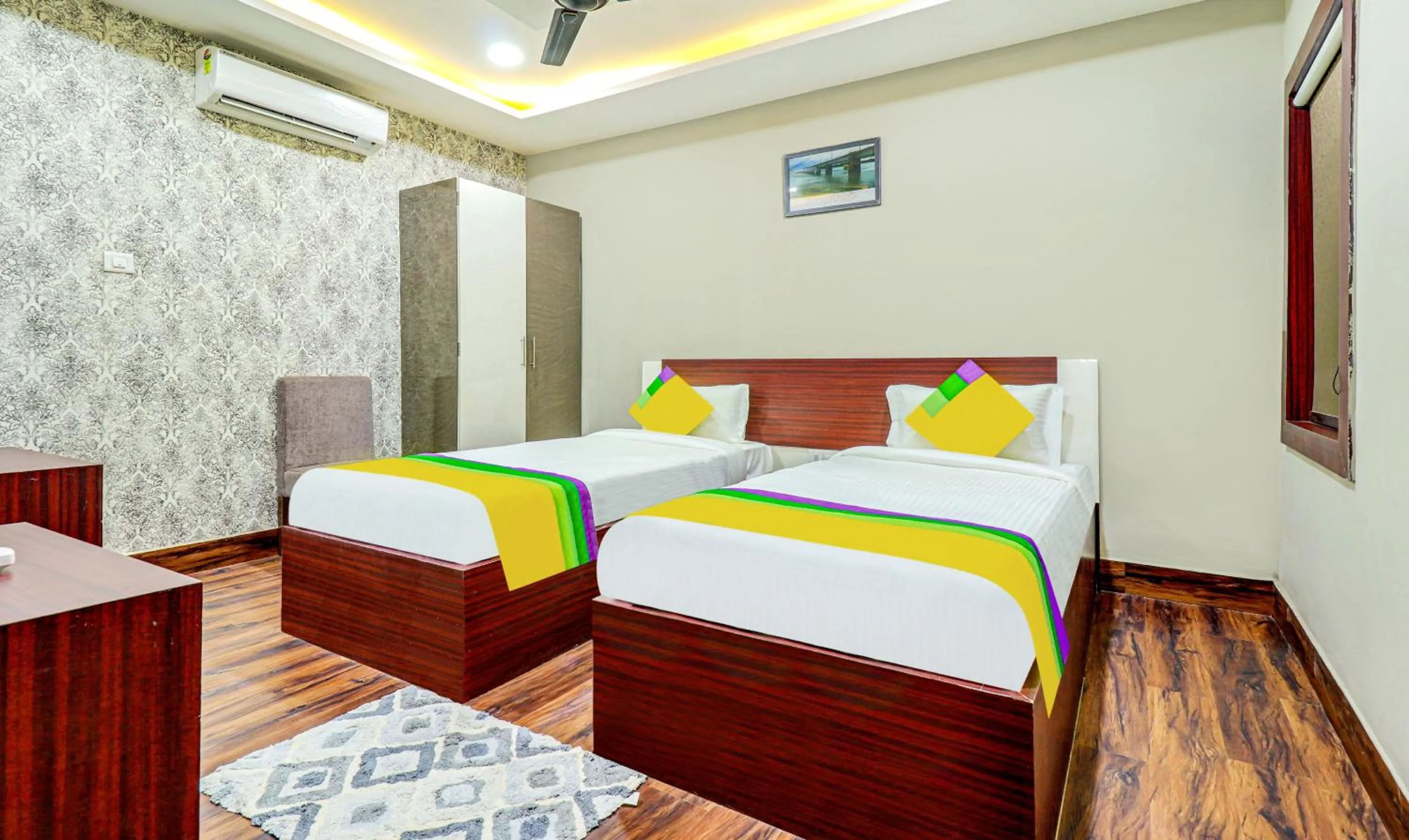 Bedroom, Bed in Itsy Hotels Aasma Luxury Villa