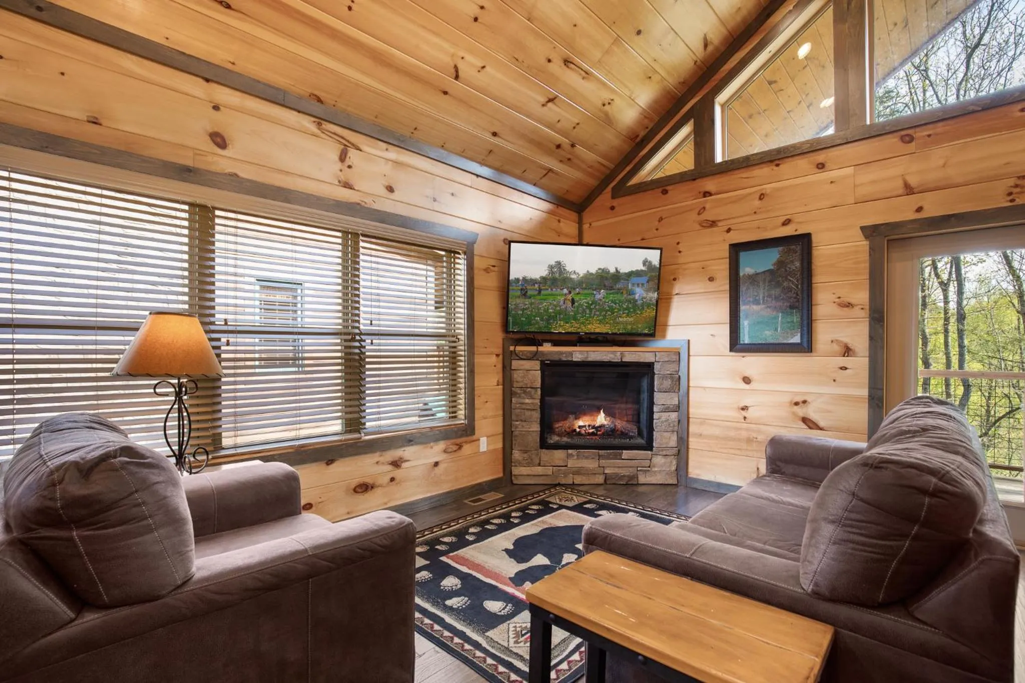 Property building in Poolin Around