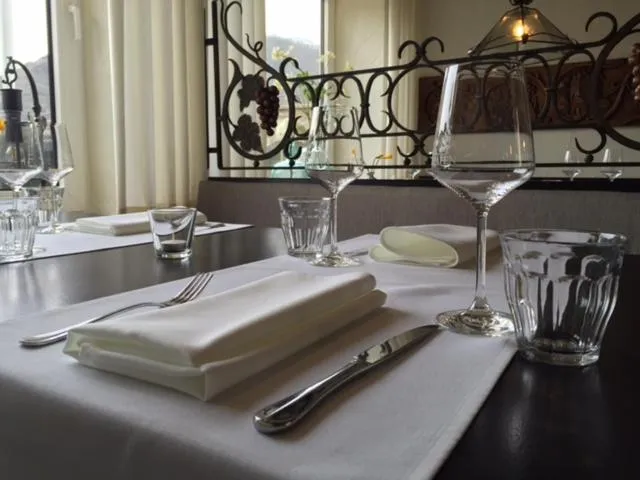 Restaurant/places to eat in Hotel am Hafen