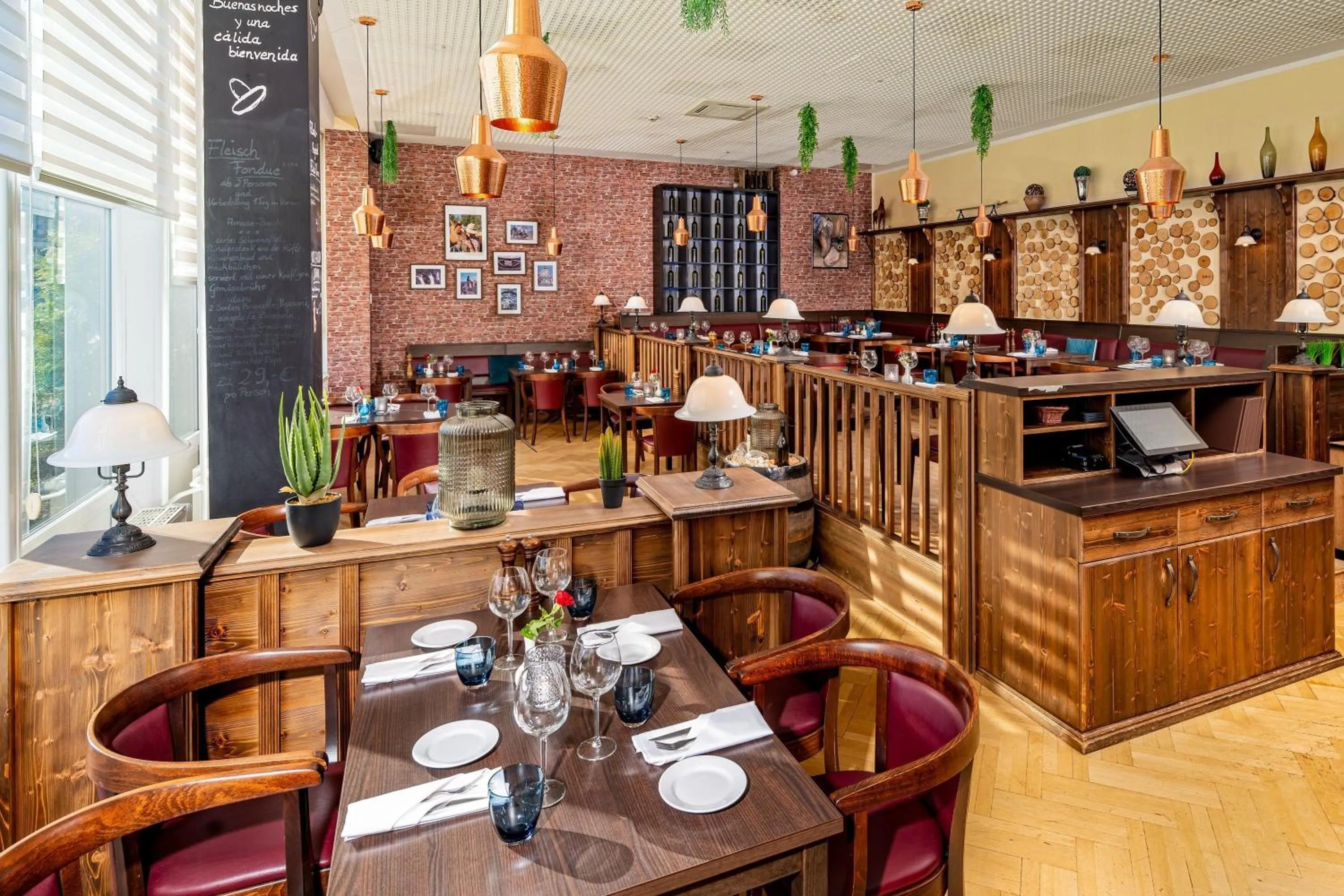 Restaurant/places to eat in AHORN Hotel Am Fichtelberg