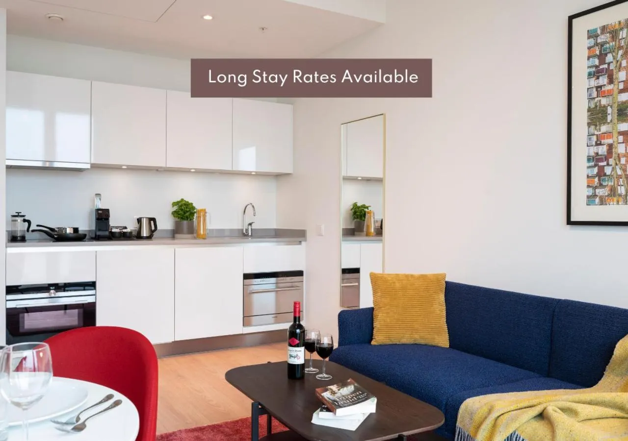 Kitchen or kitchenette in PREMIER SUITES Amsterdam