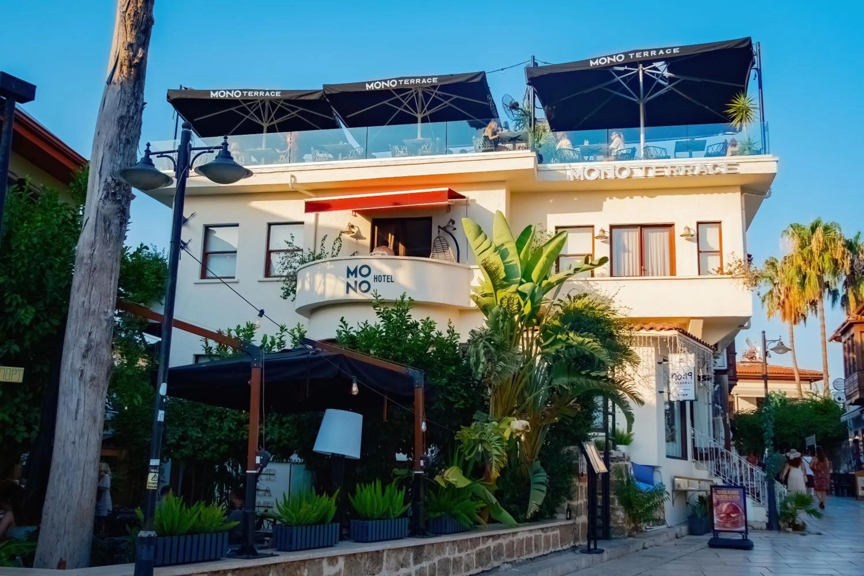 Property building in Mono Hotel