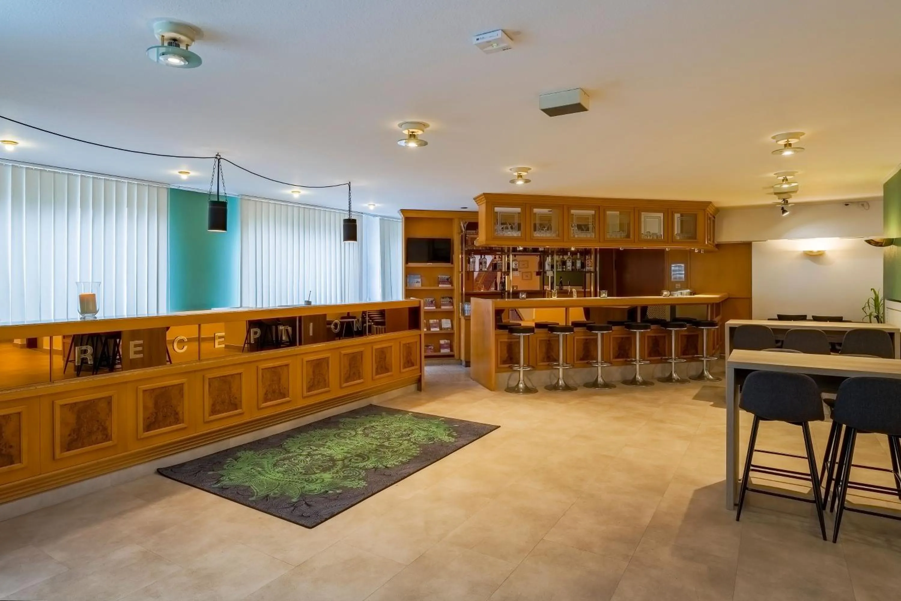 Lobby or reception in Aspire Frankfurt Airport, Trademark Collection by Wyndham