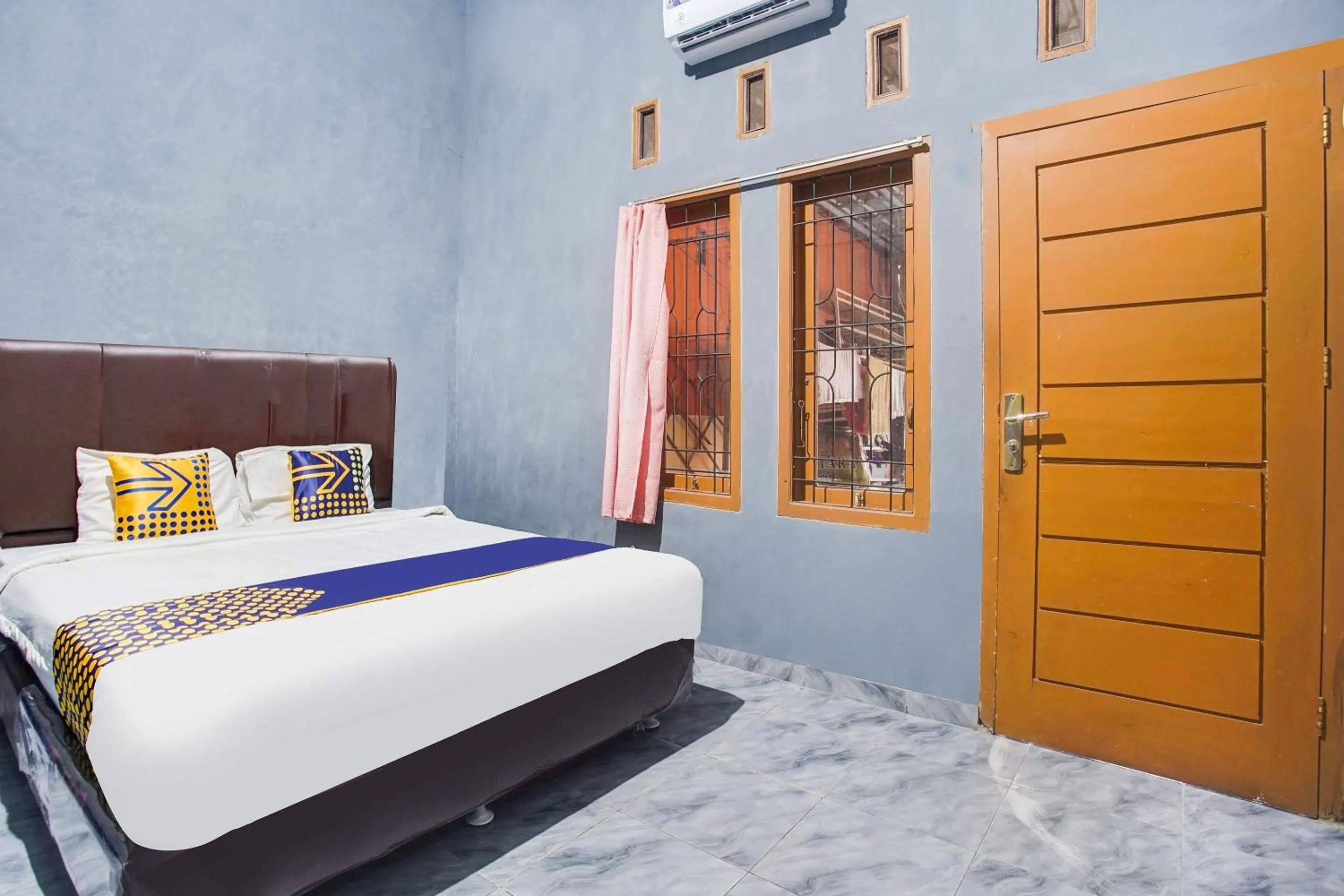 Bedroom, Bed in OYO Life 3005 Kost Rumaisha Syariah