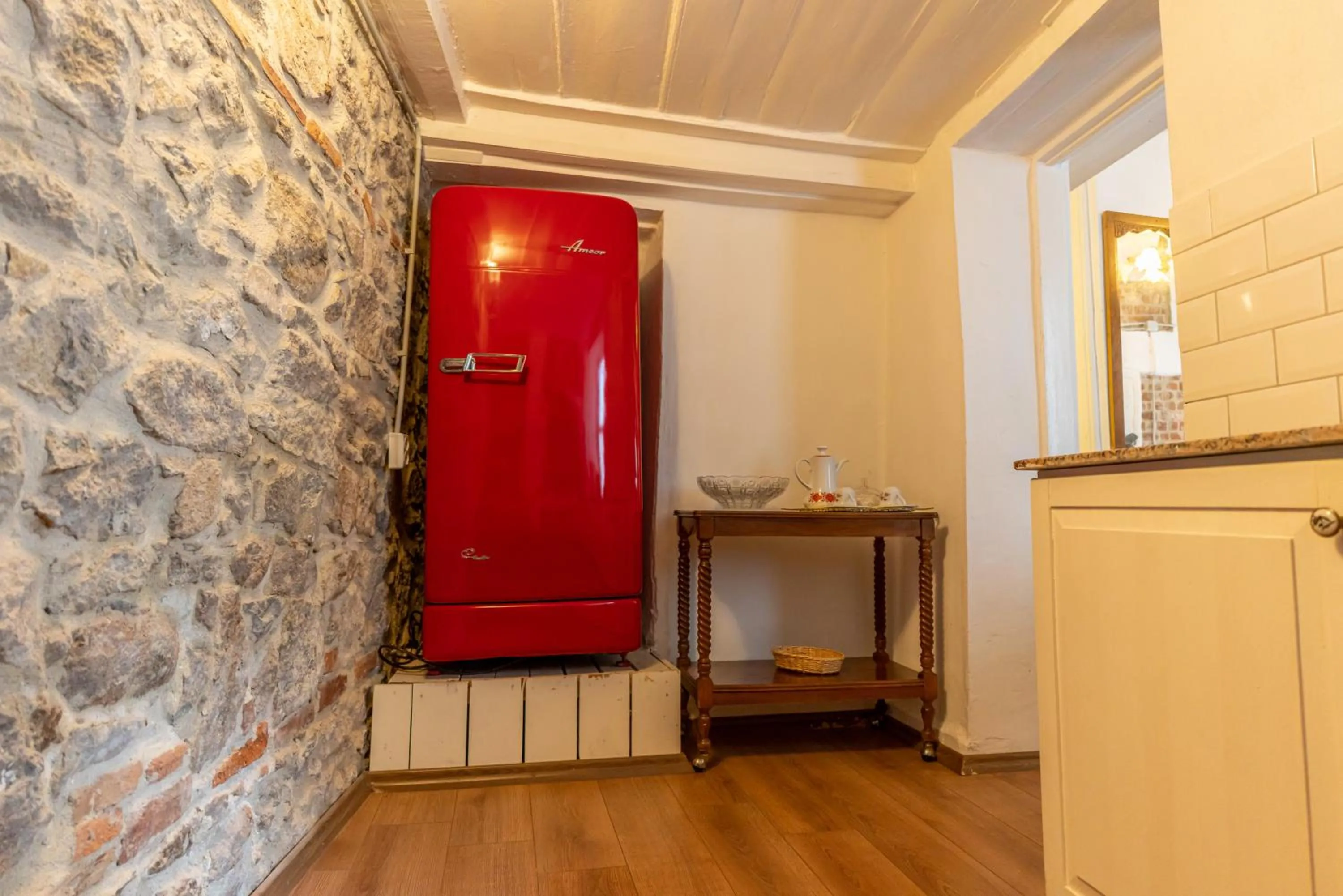 Kitchen or kitchenette in Iconic Stone Houses