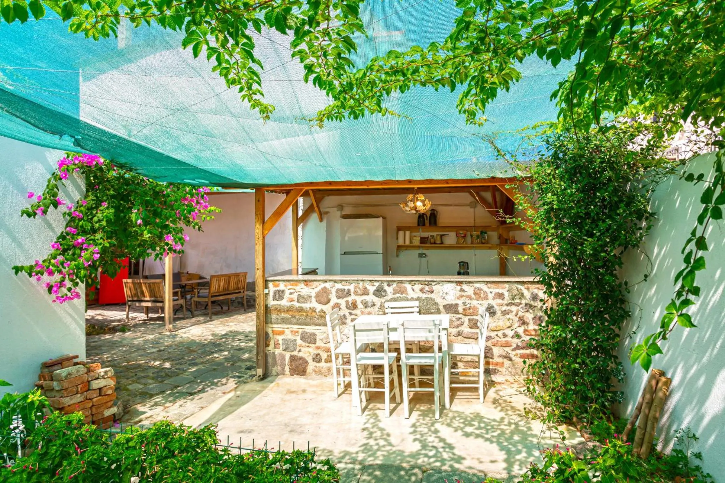 Garden in Iconic Stone Houses