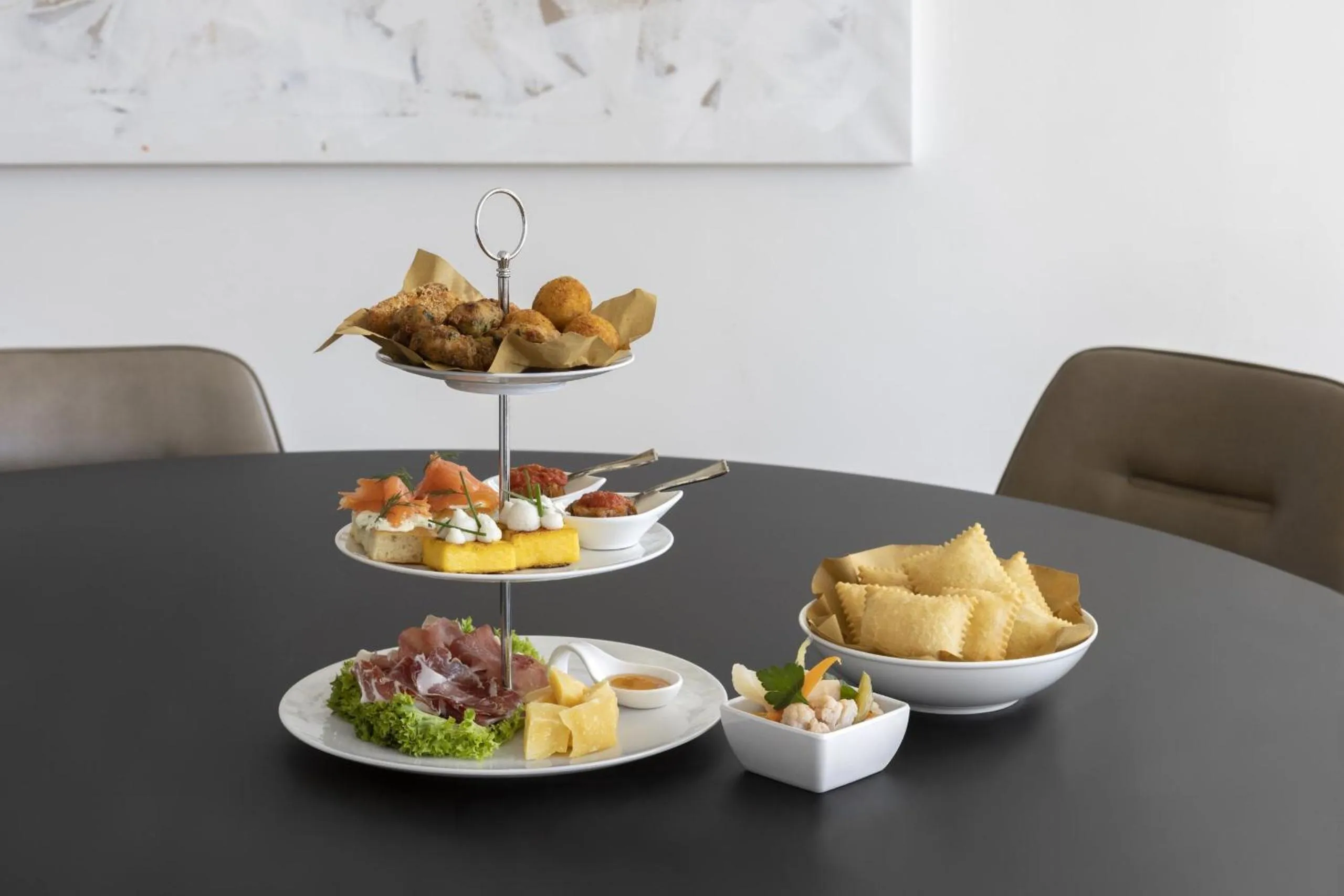 Restaurant/places to eat in Hotel Lago Maggiore - Welcome!