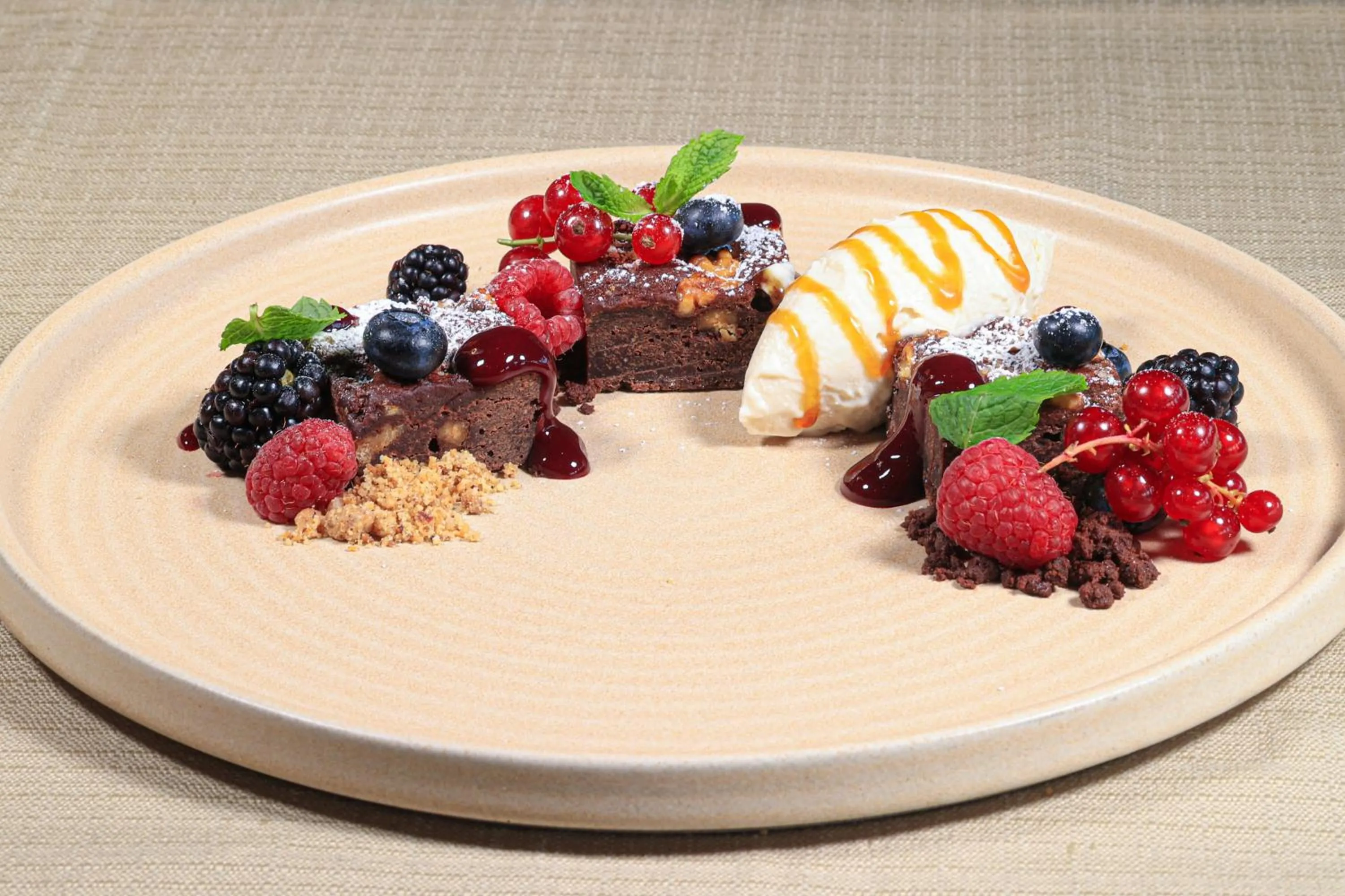 Restaurant/places to eat in Hotel Lago Maggiore - Welcome!