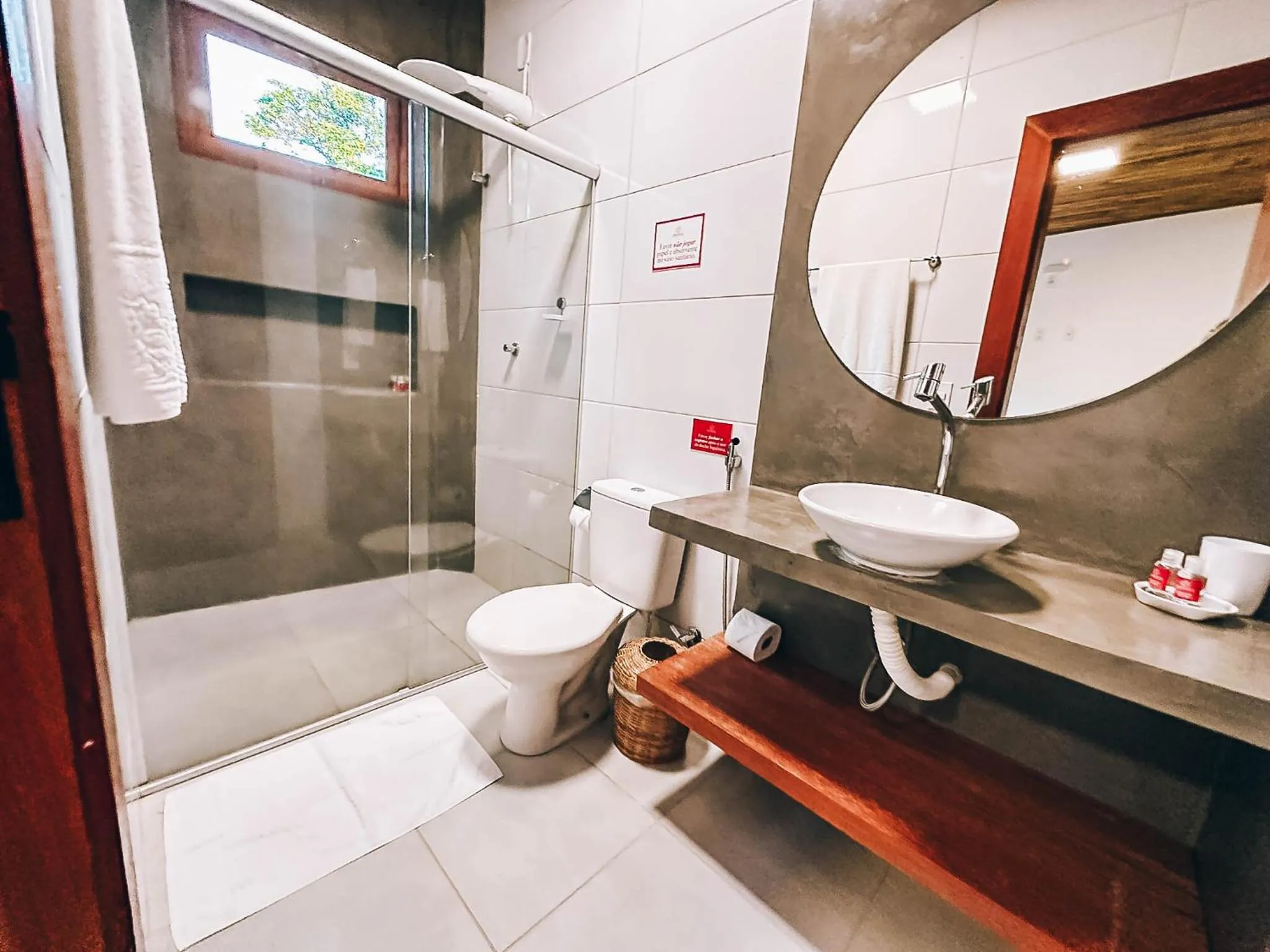 Shower in Amarilis Pousada Arraial d'Ajuda