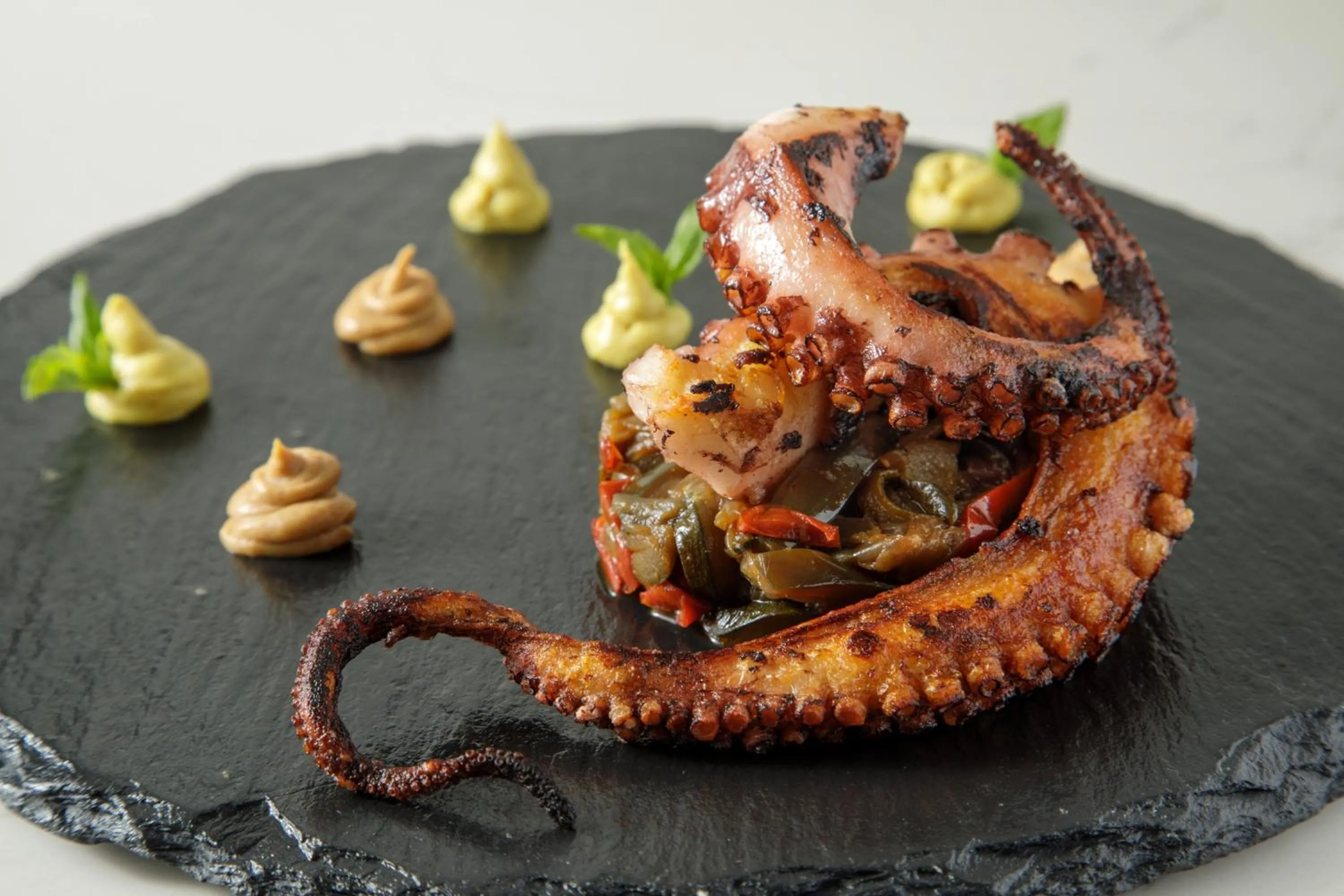 Food and drinks in Hotel St Martin by OMNIA hotels