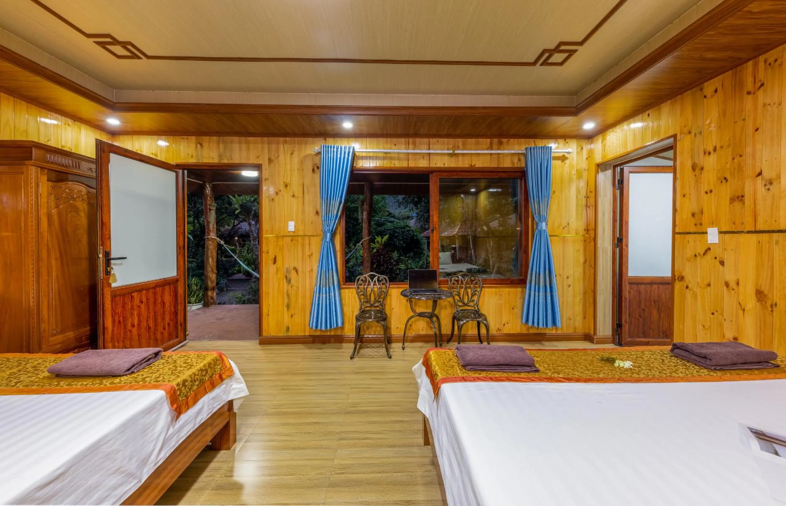 Property building, Bed in Lan Homestay