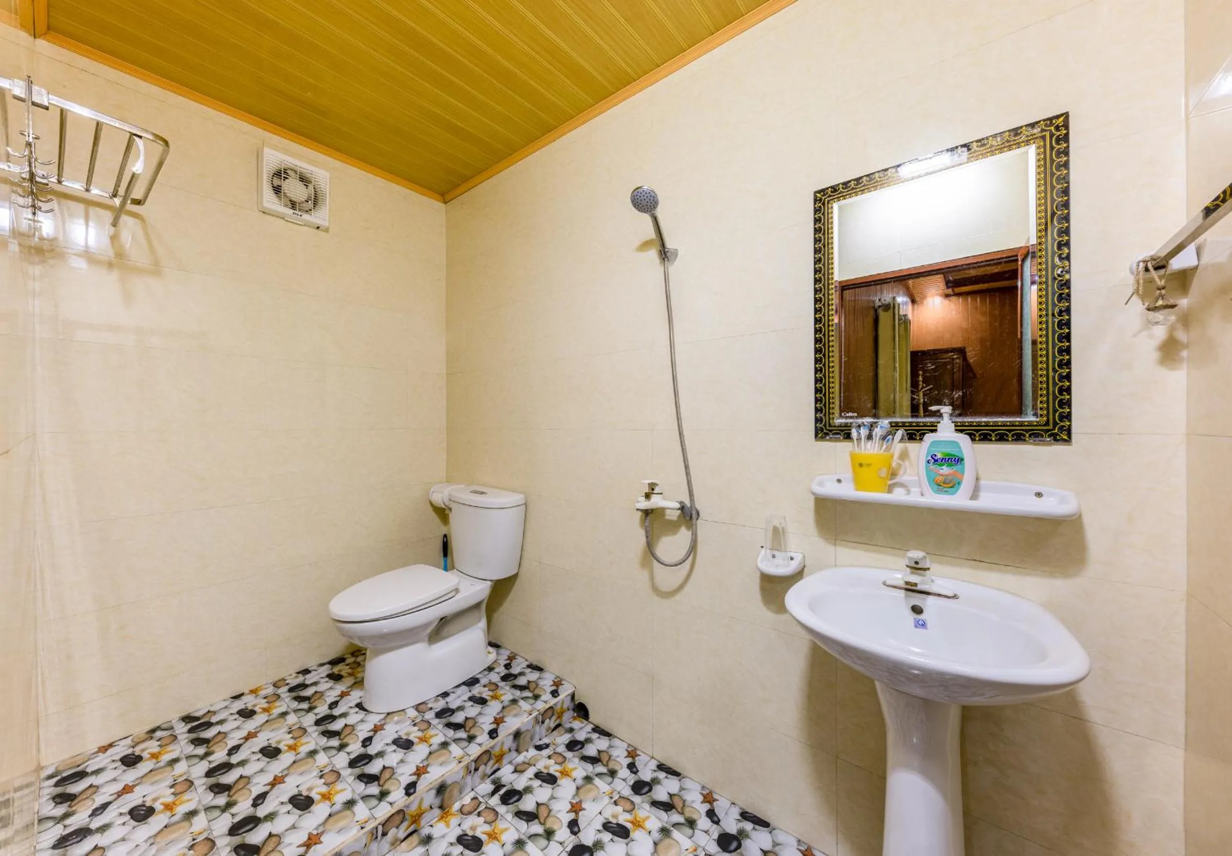 Property building in Lan Homestay