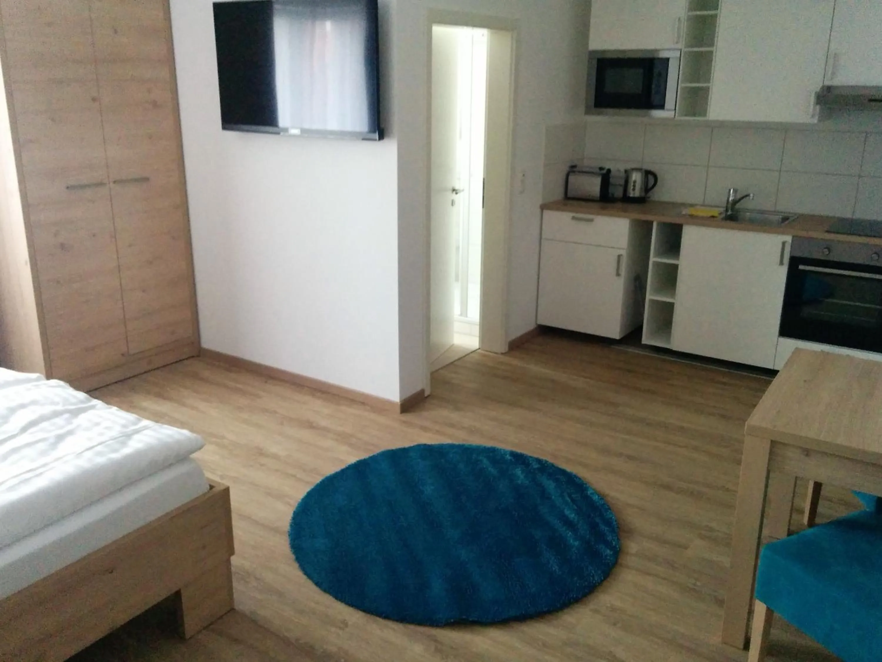 Photo of the whole room, Bed in Hotel - Stadtvilla Central