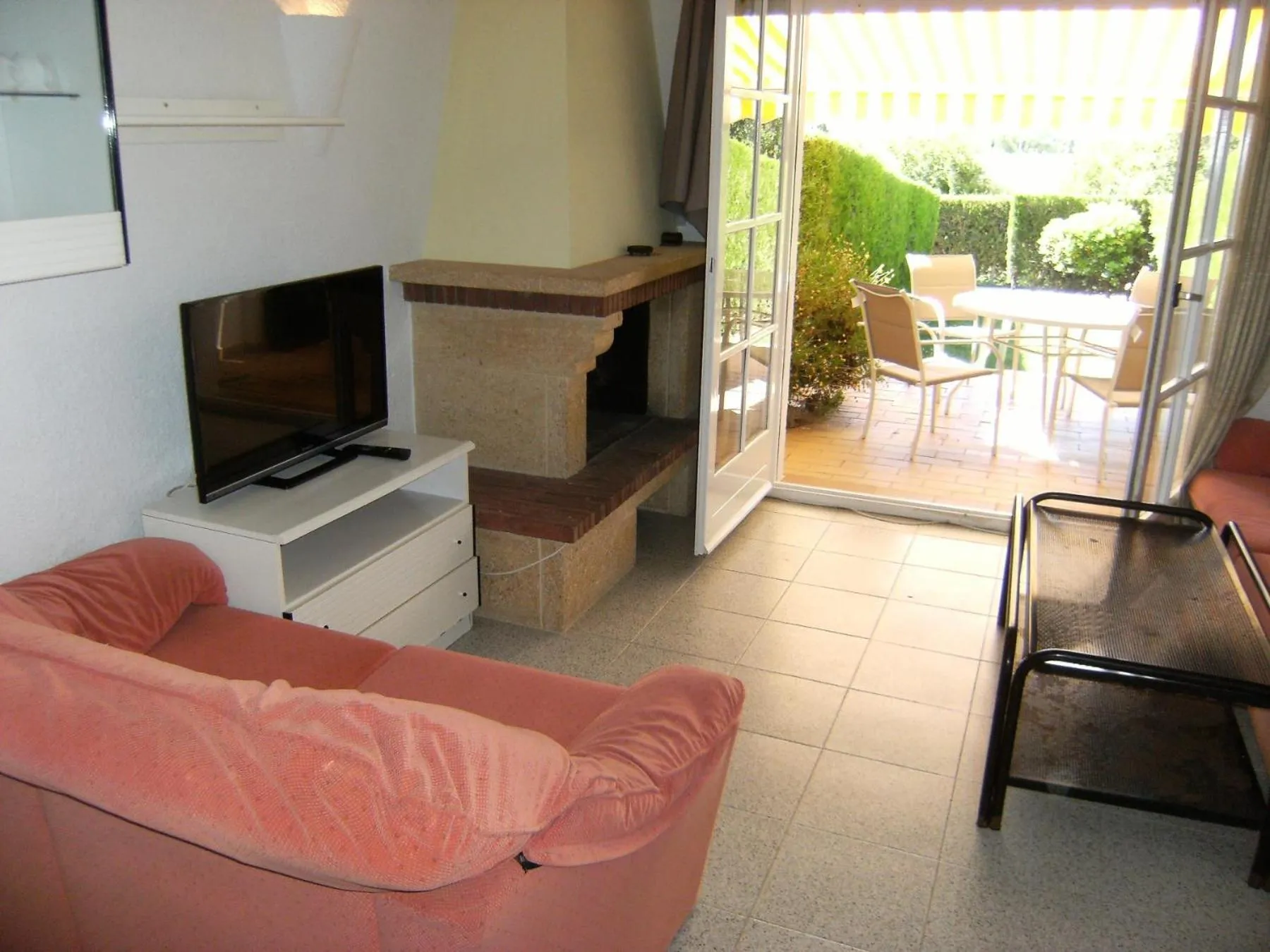 Dining area in VALL PETITA 131
