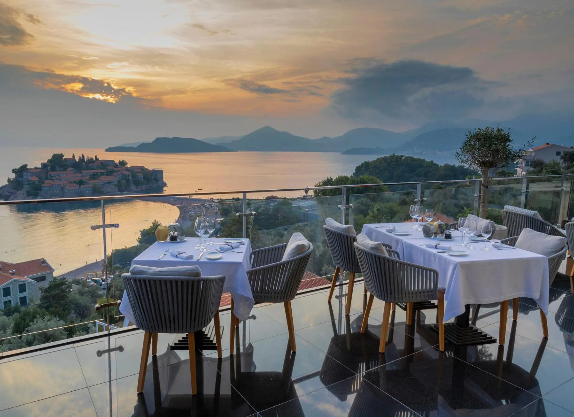 Restaurant/places to eat in Villa Geba Boutique Hotel