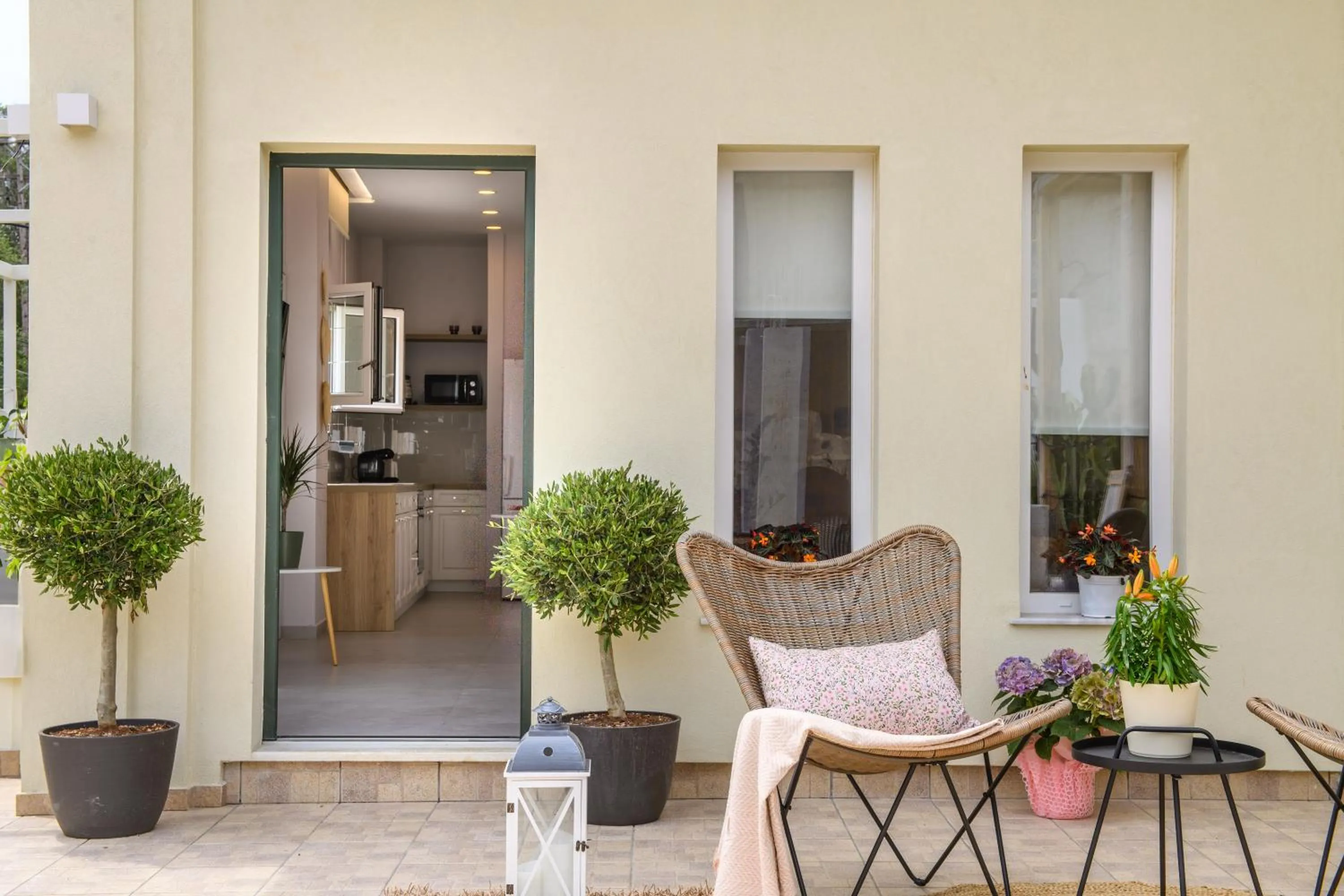 Patio in KORINA APART HOTEL KAVOS