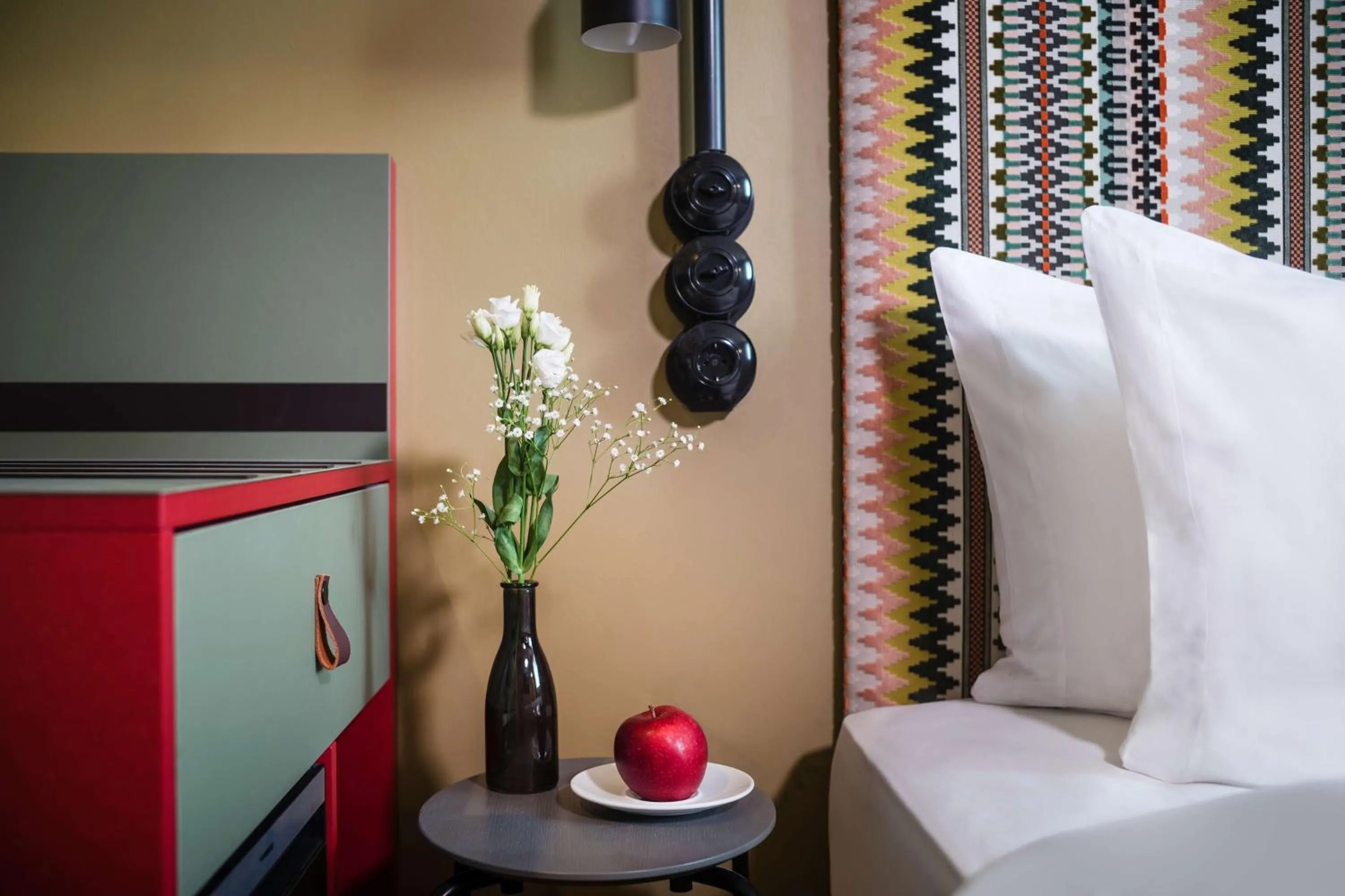 Bedroom, Seating Area in ibis Berlin Ostbahnhof