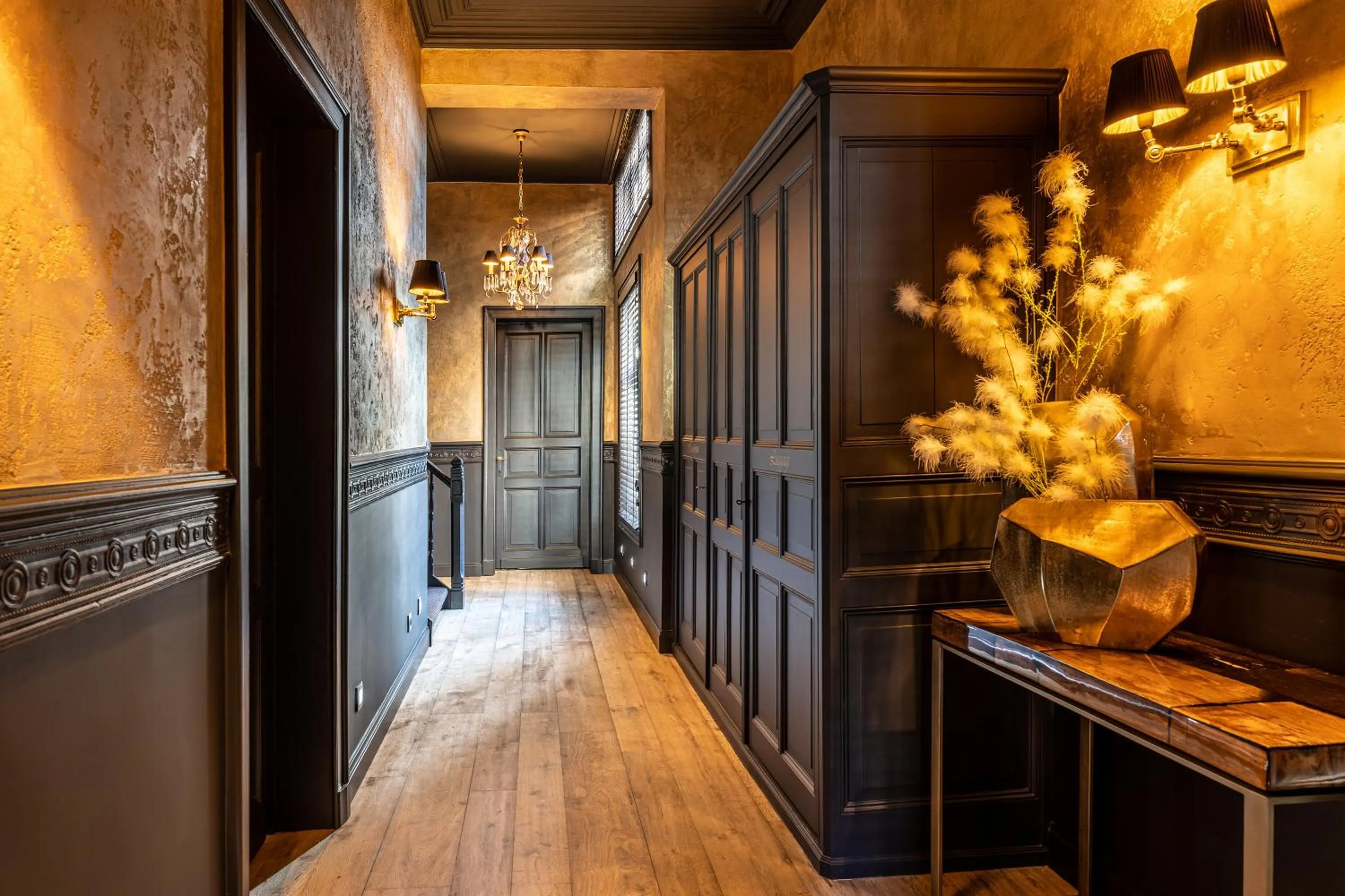 Internal: Not applicable to any particular room in Castelsuites